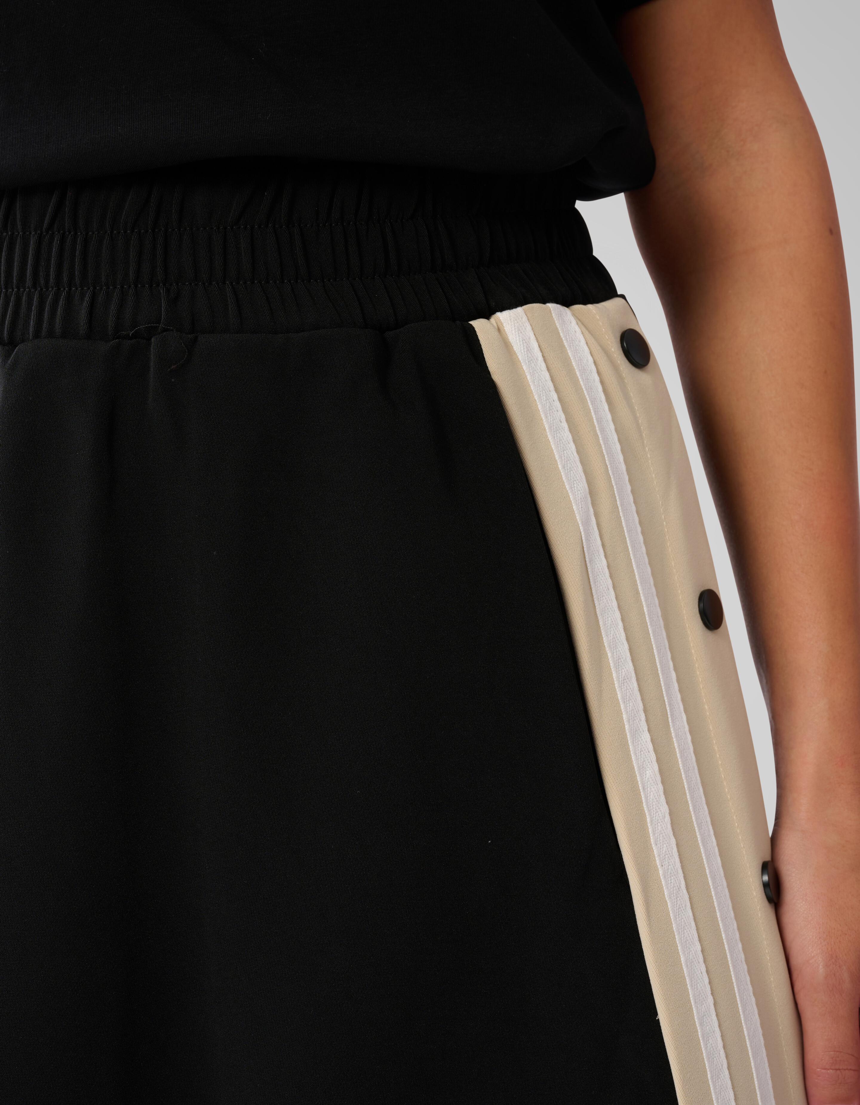 Sporty Button Maxi Rok Zwart SHOEBY WOMEN