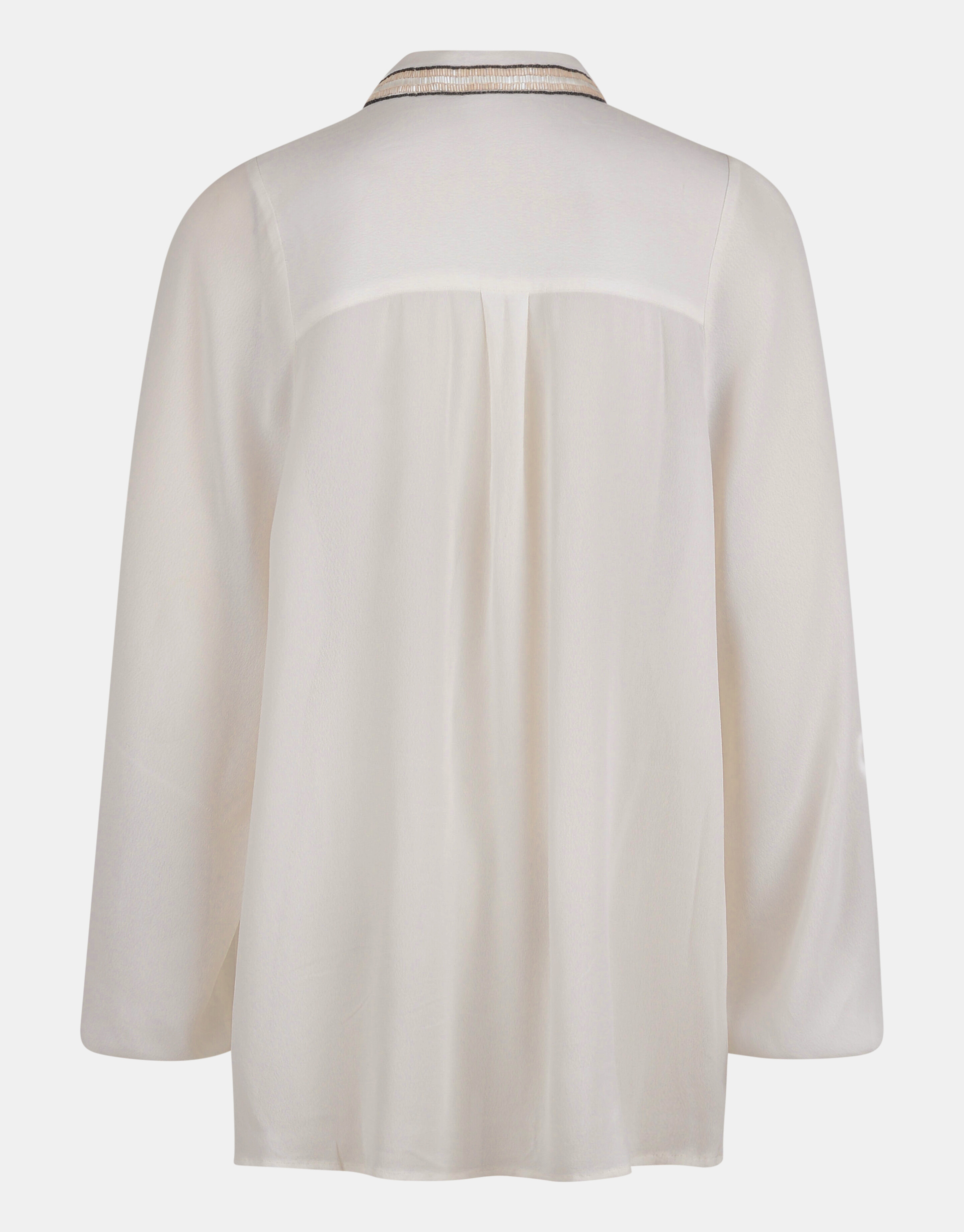 Beads Blouse EKSEPT