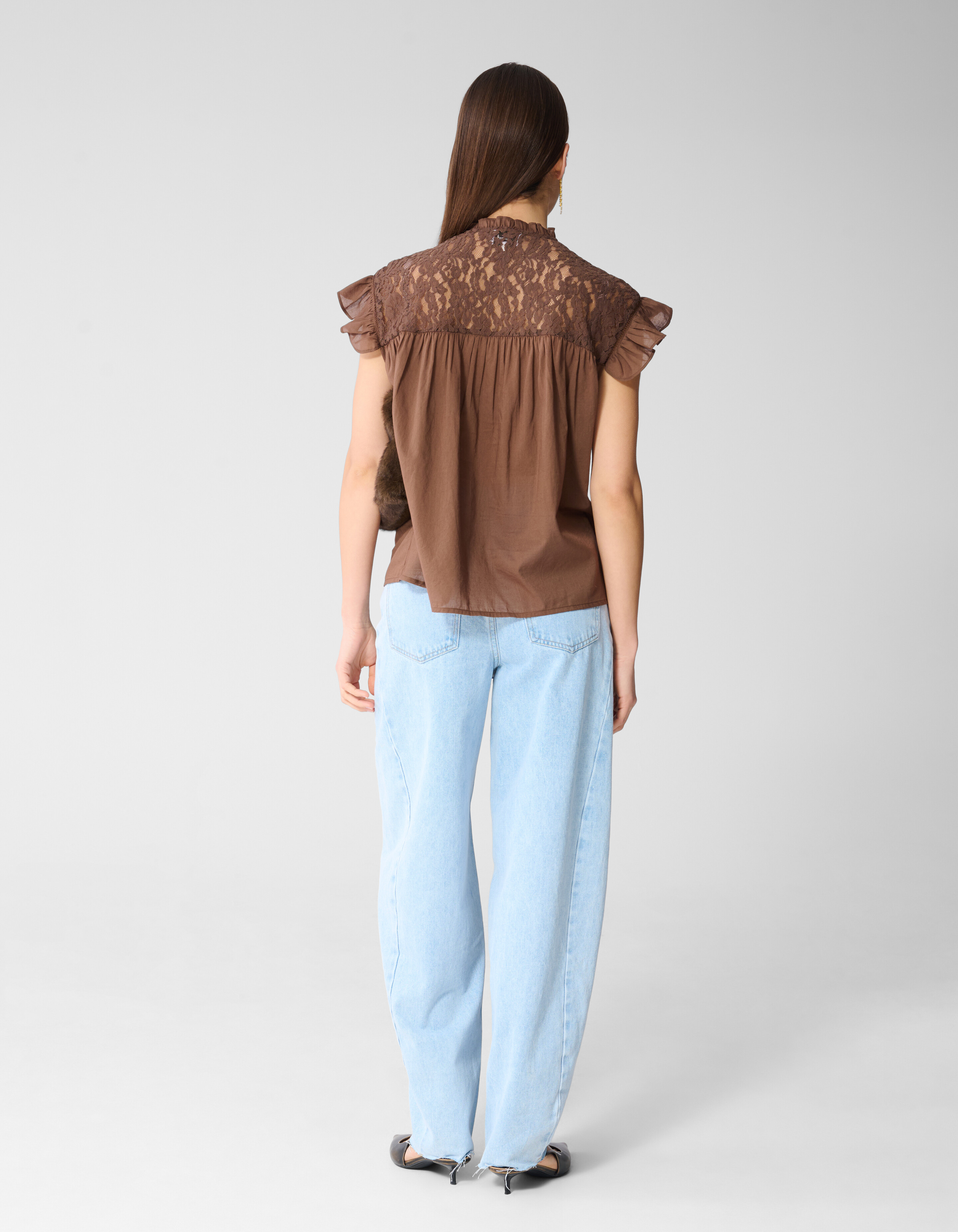 Ruffle Lace Top Bruin SHOEBY WOMEN