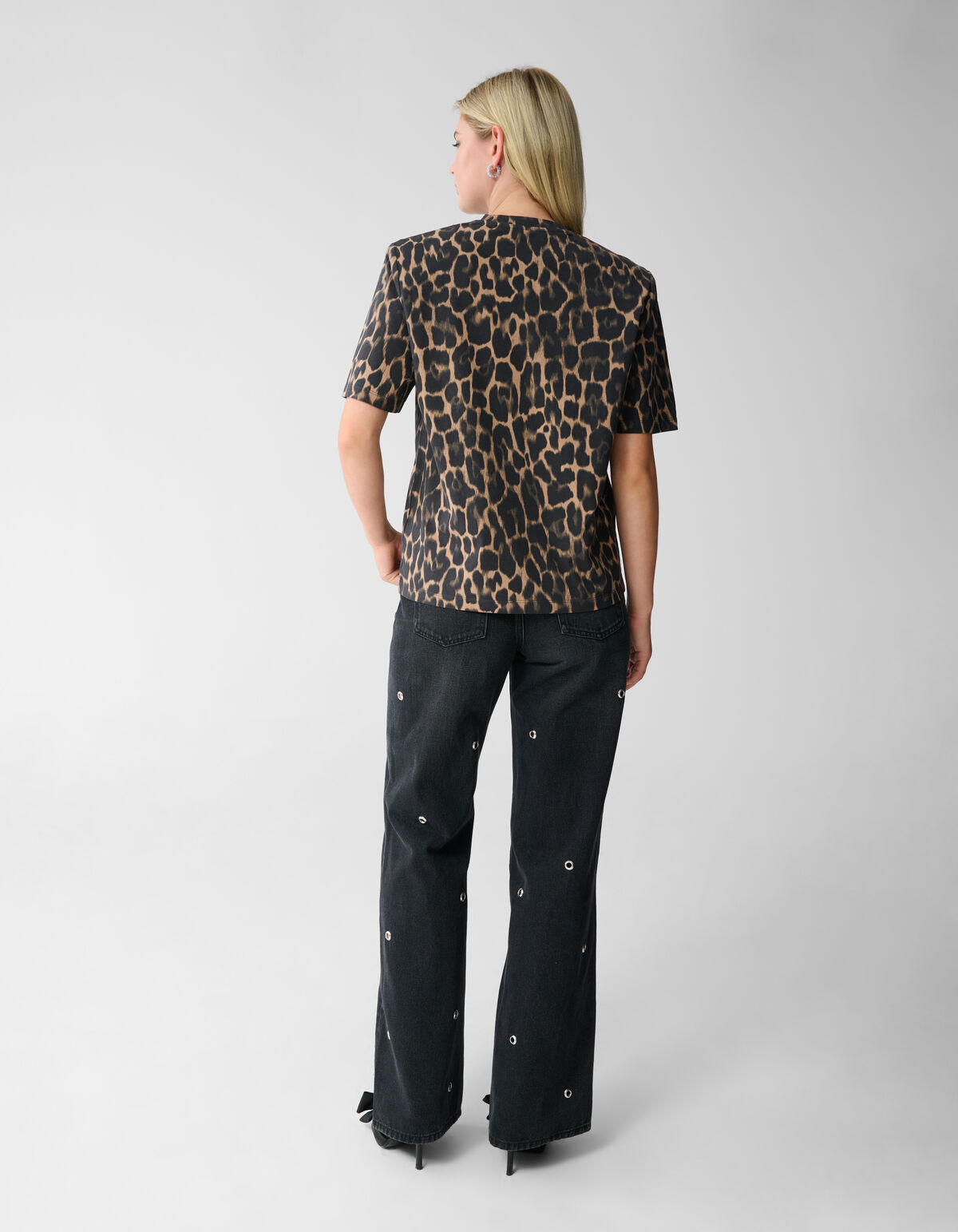 Padded Leopard Print T-shirt Bruin SHOEBY WOMEN