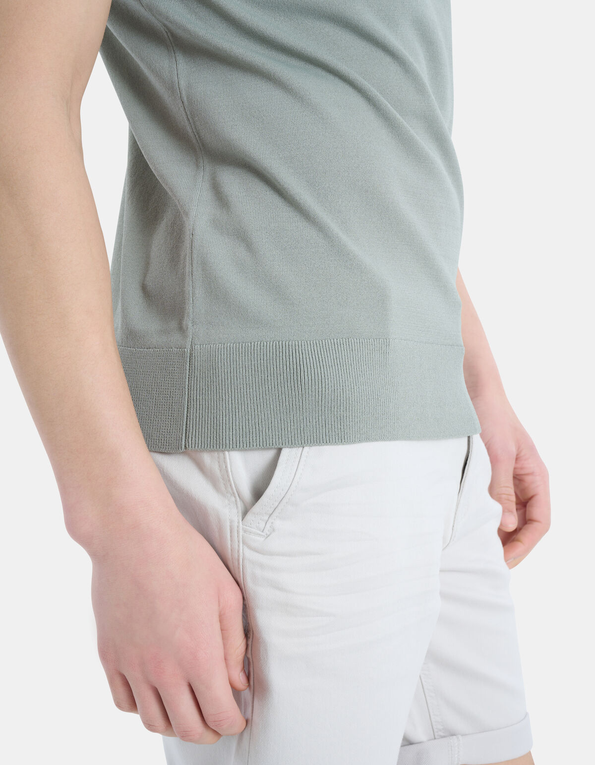 Zipper Knit Polo Shirt REFILL