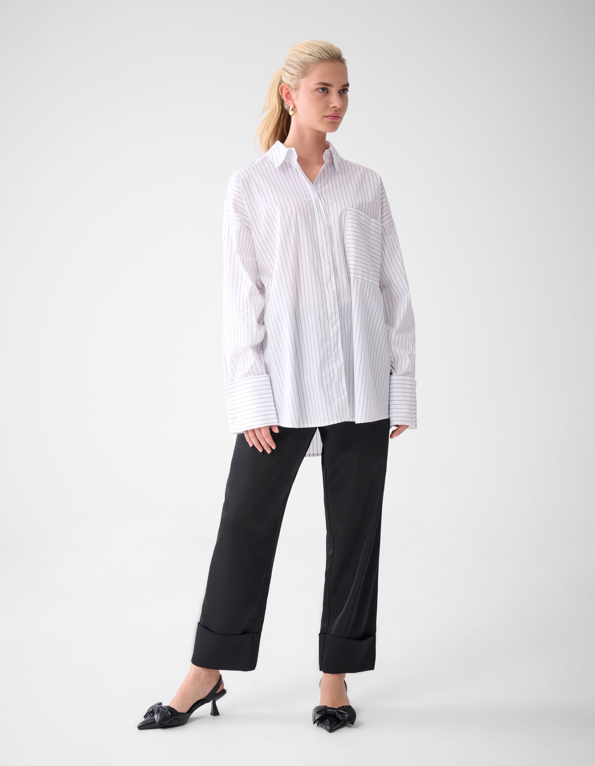 Pinstripe Blouse Wit By Lonneke SHOEBY WOMEN