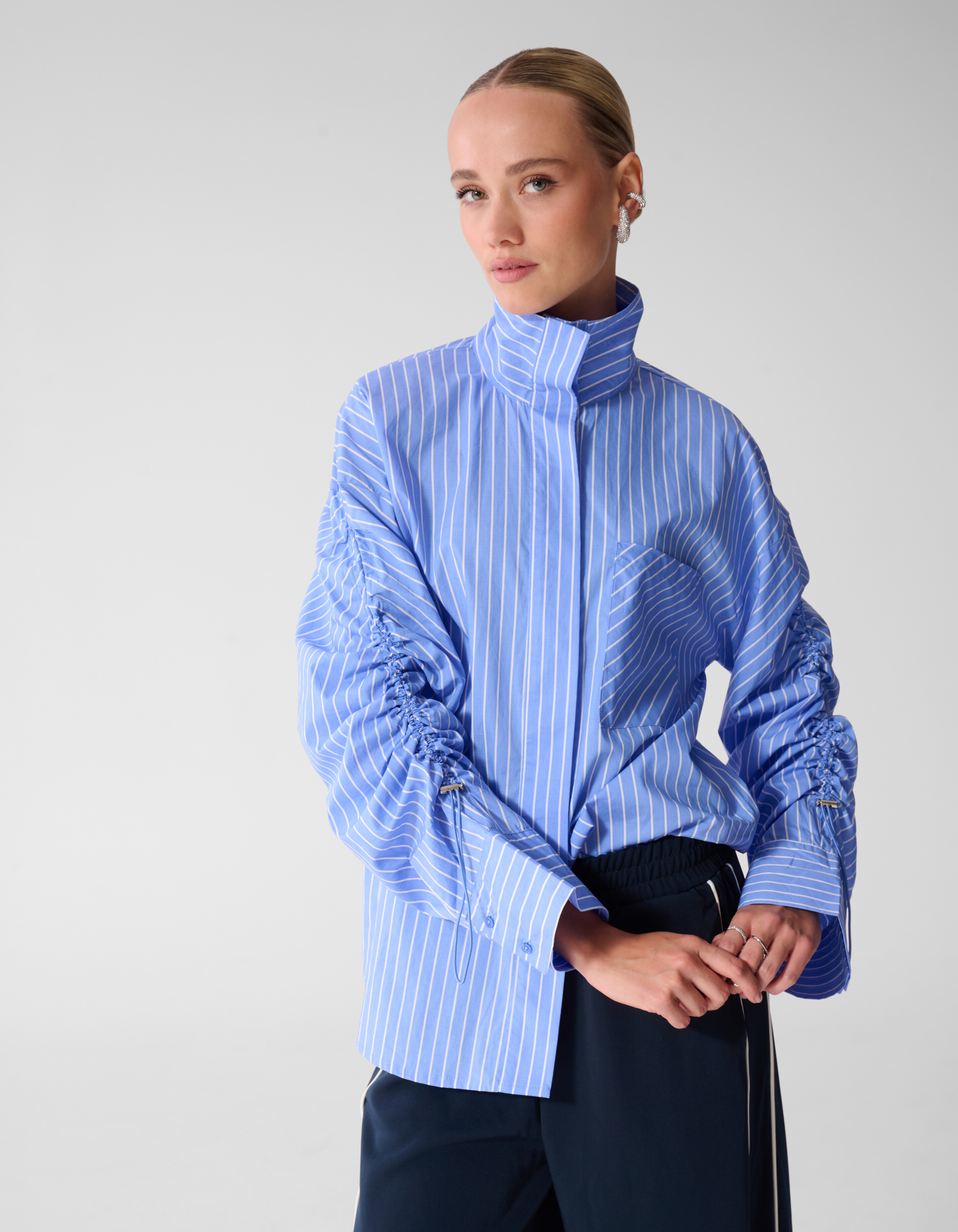 Gathering Sleeve Blouse Blauw SHOEBY WOMEN