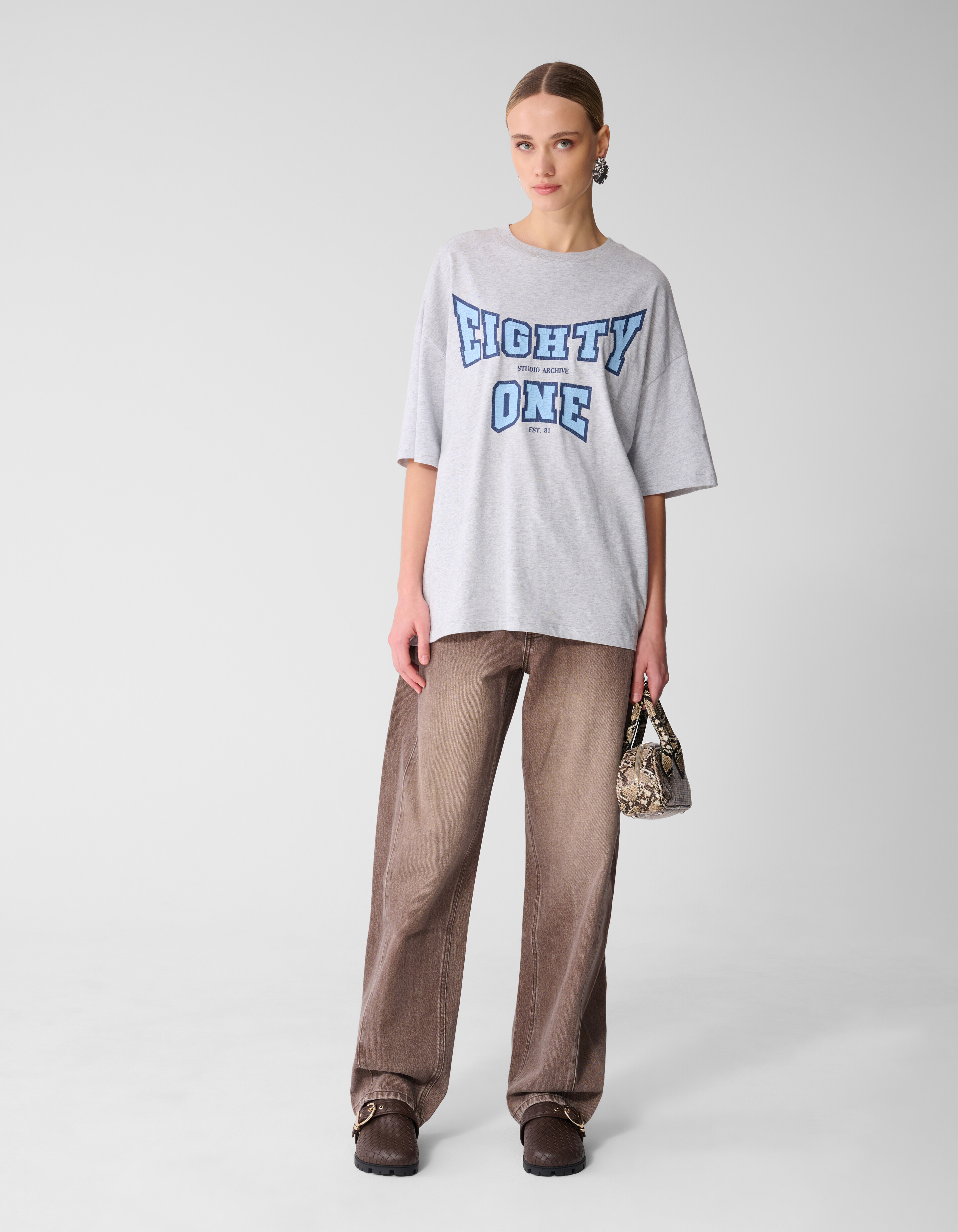 Eighty One Artwork T-shirt Lichtgrijs SHOEBY WOMEN