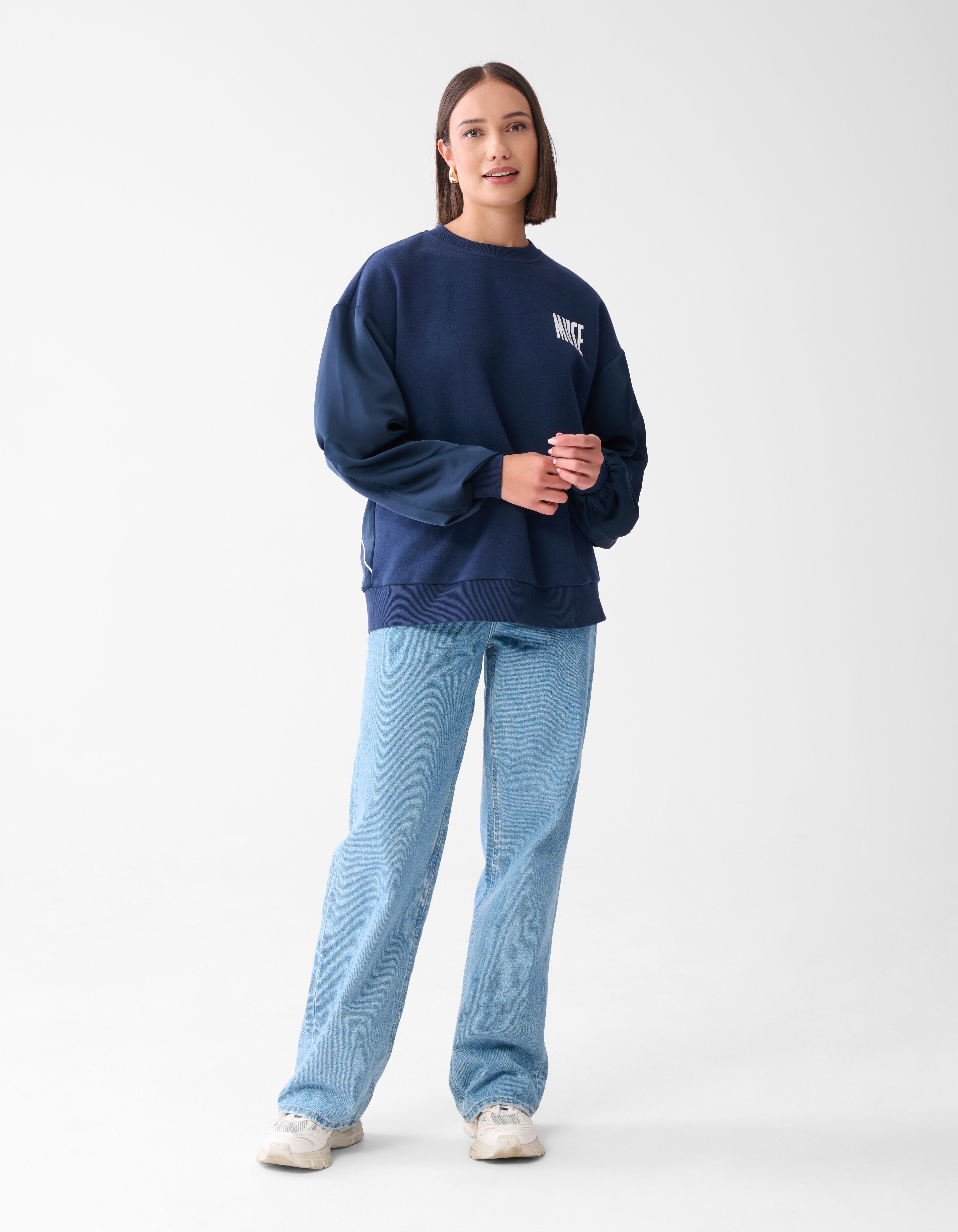 Sweater donkerblauw 2025