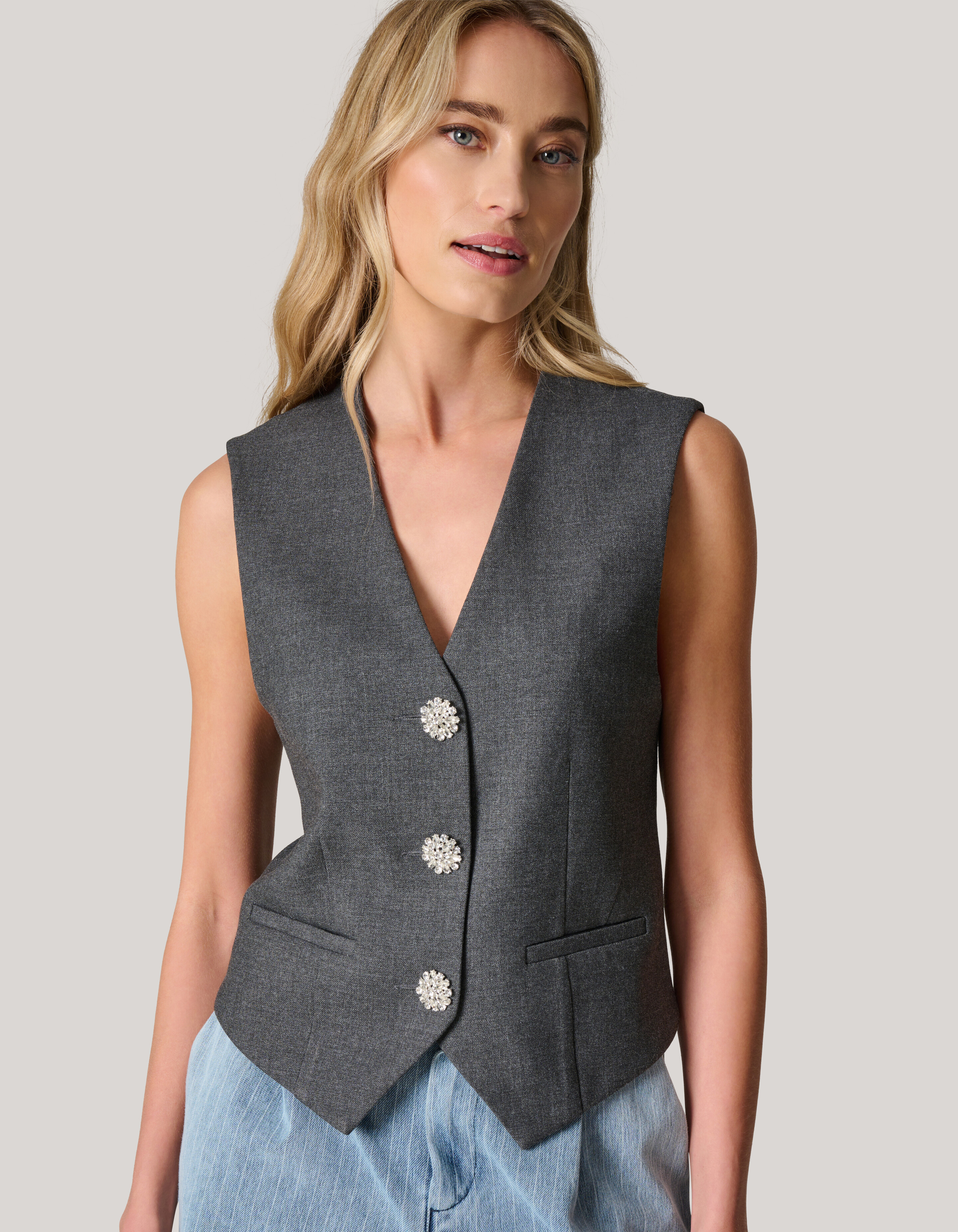Strass Knopen Gilet Grijs SHOEBY WOMEN
