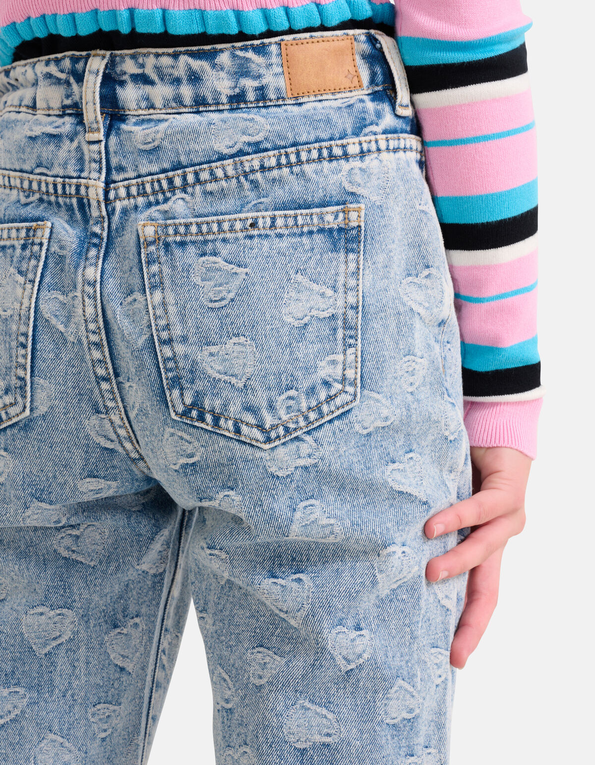 Jacquard Tapered Jeans Bleached SHOEBY GIRLS