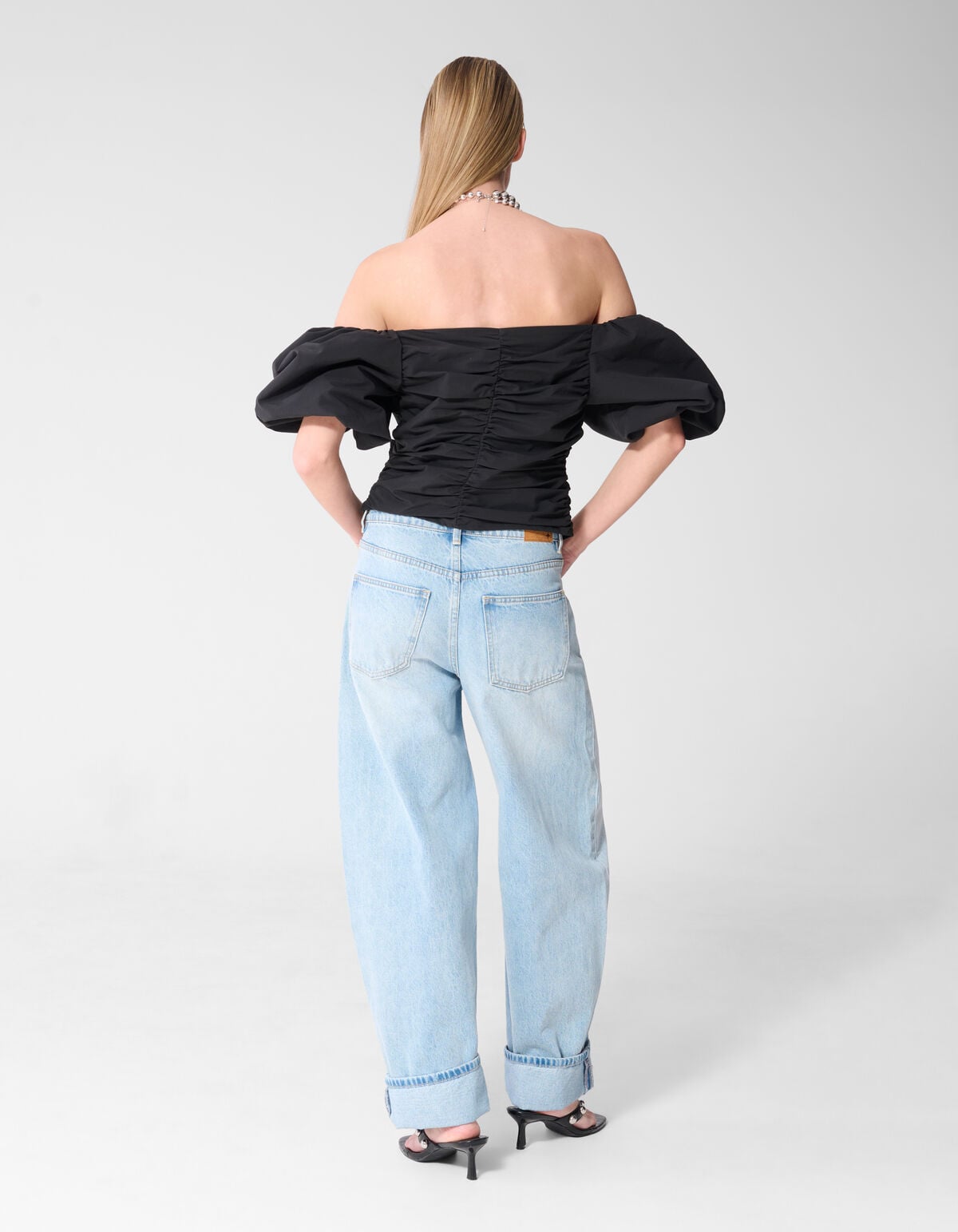 Geplooide Off Shoulder Top Zwart By Fred SHOEBY WOMEN