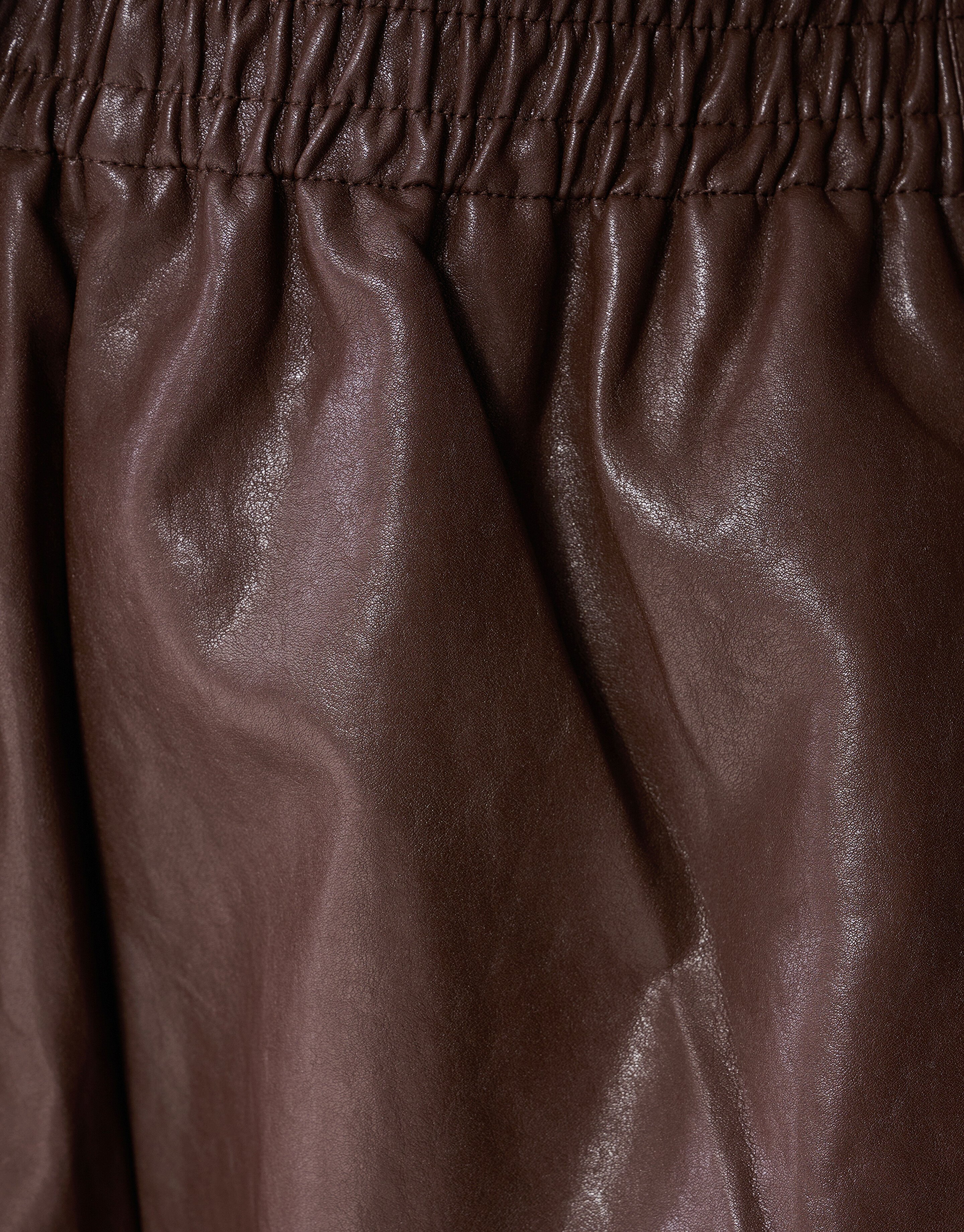 Vegan Leren Short Bruin SHOEBY WOMEN