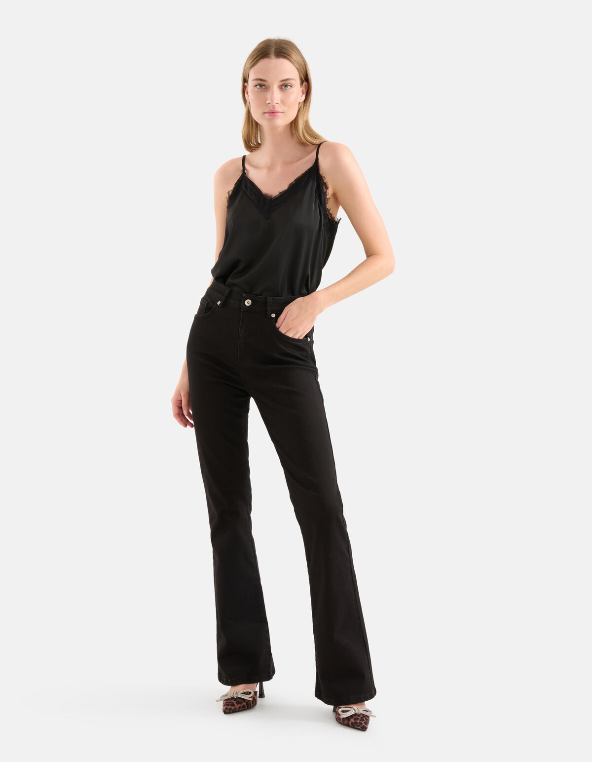 Flared Rinsed Denim Jeans Zwart L34 SHOEBY WOMEN