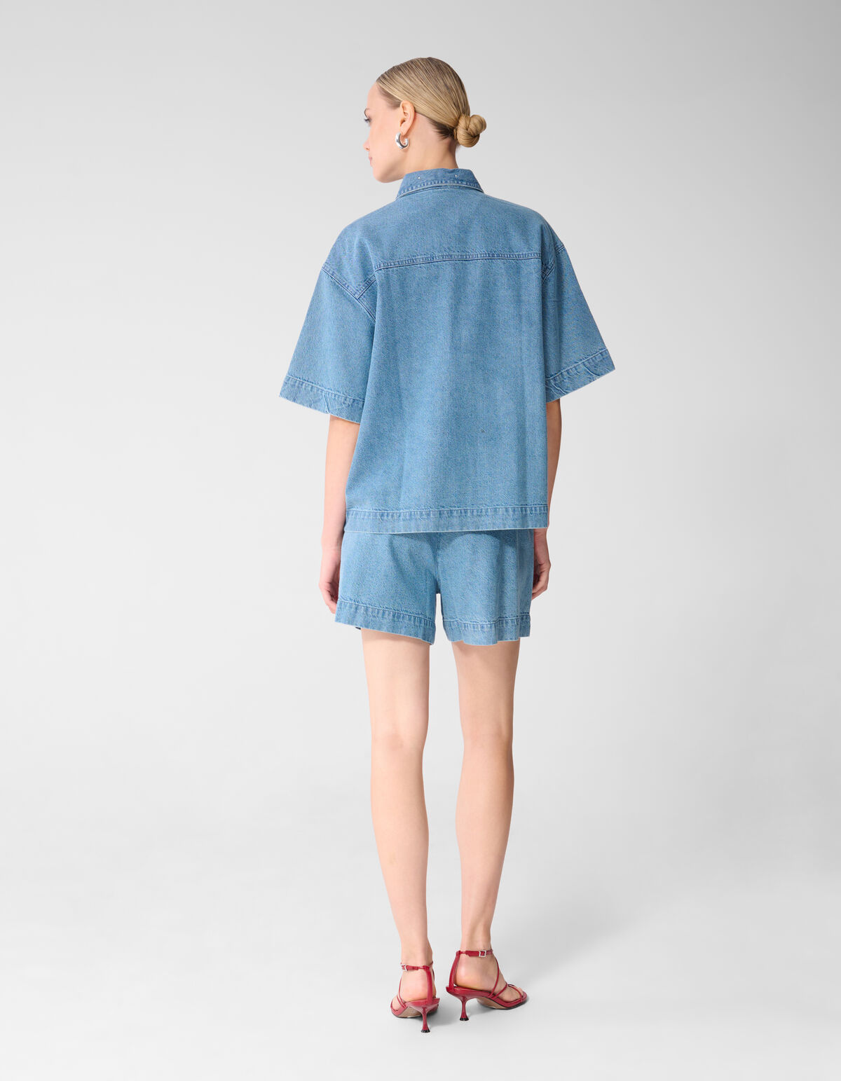 Oversized Fit Strass Denim Blouse Blauw SHOEBY WOMEN