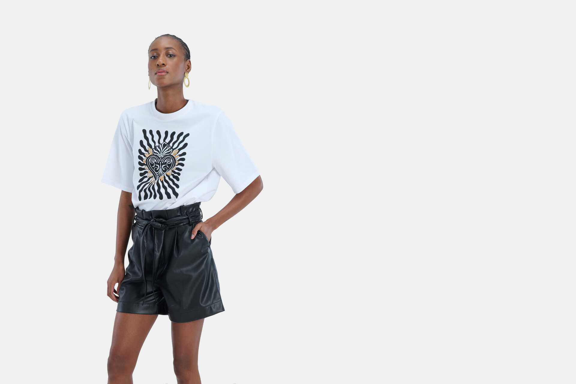 Vegan Leren Paperbag Short Zwart EKSEPT