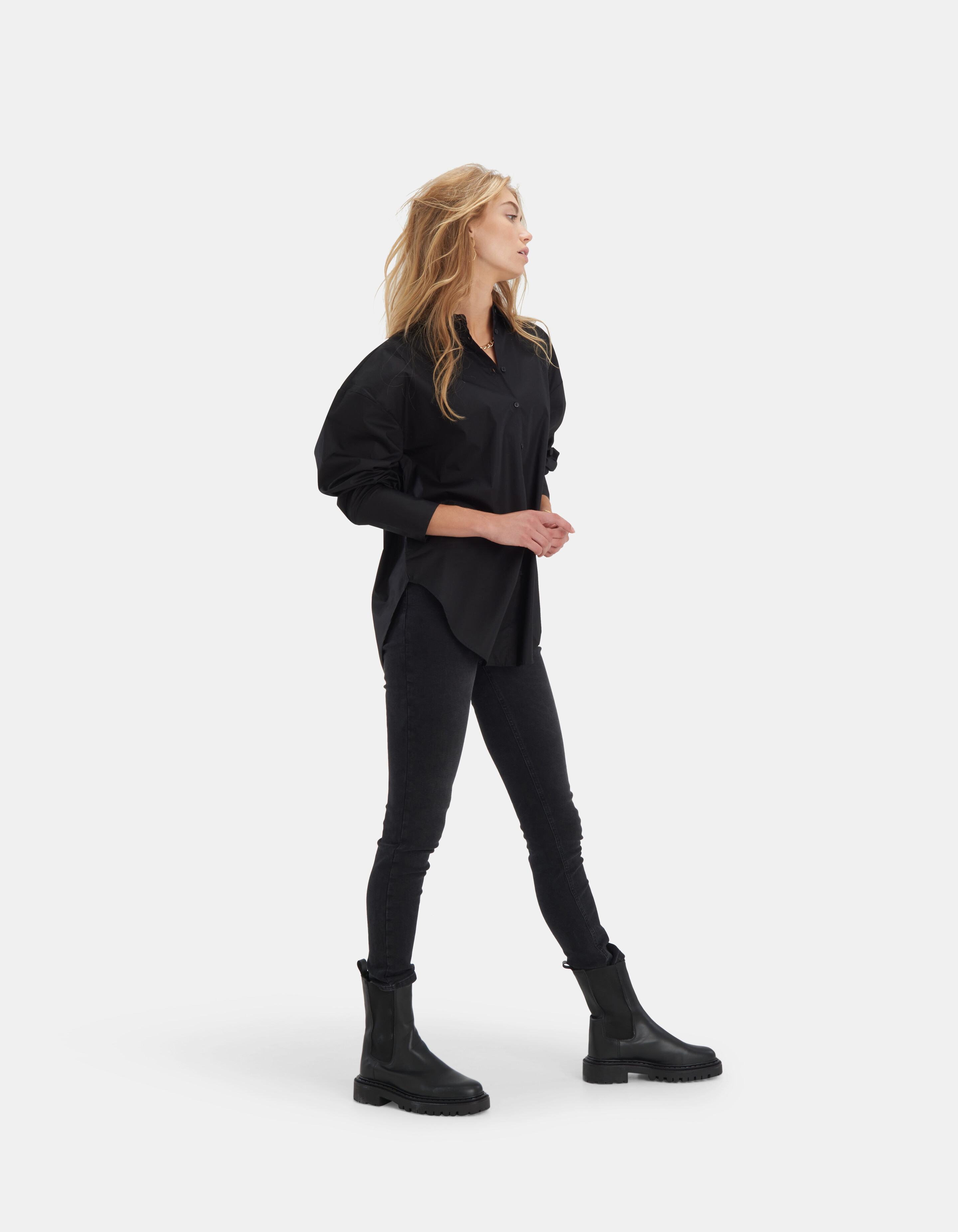 Black Blouse EKSEPT