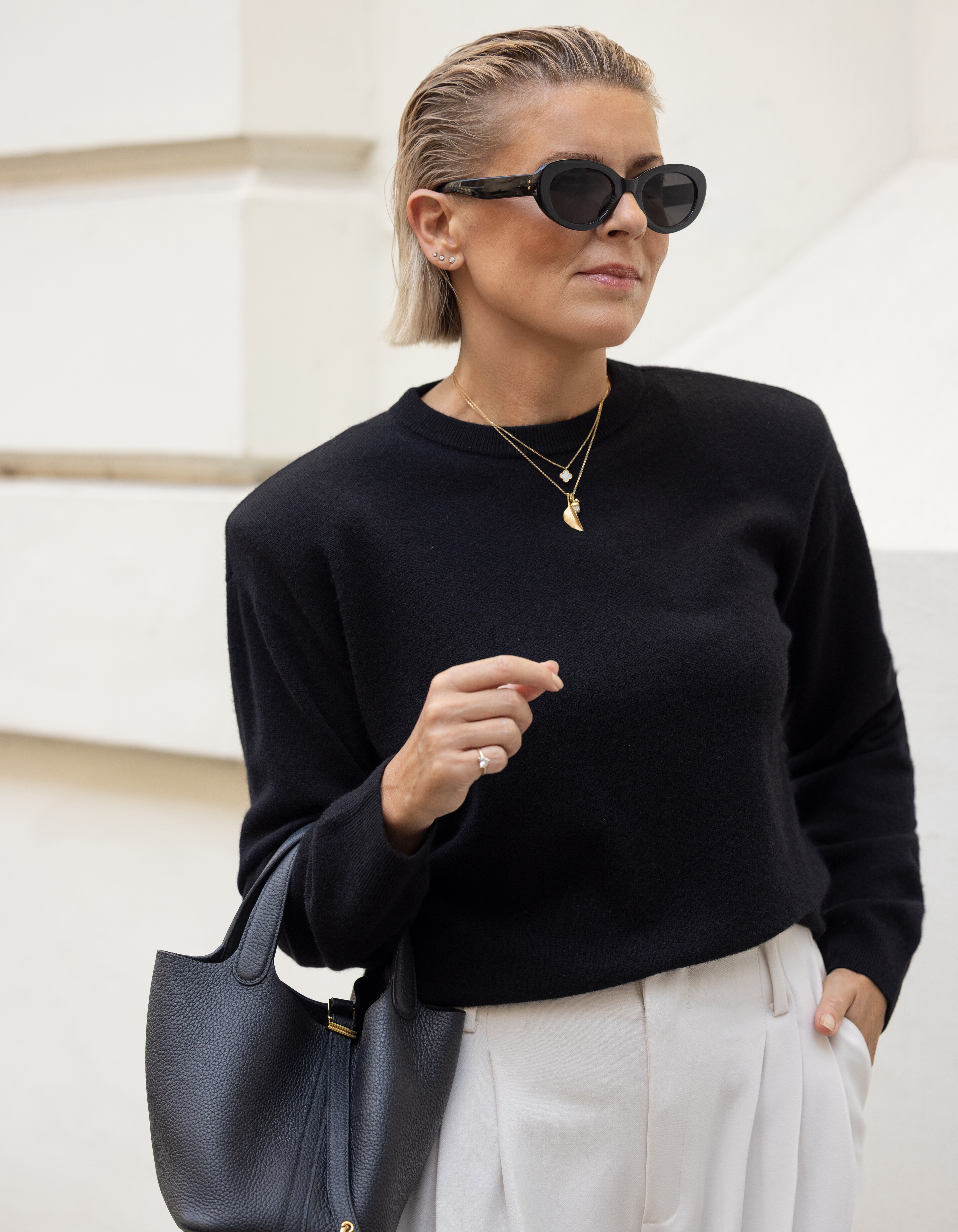 Zachte Gebreide Trui Zwart By Lonneke SHOEBY WOMEN