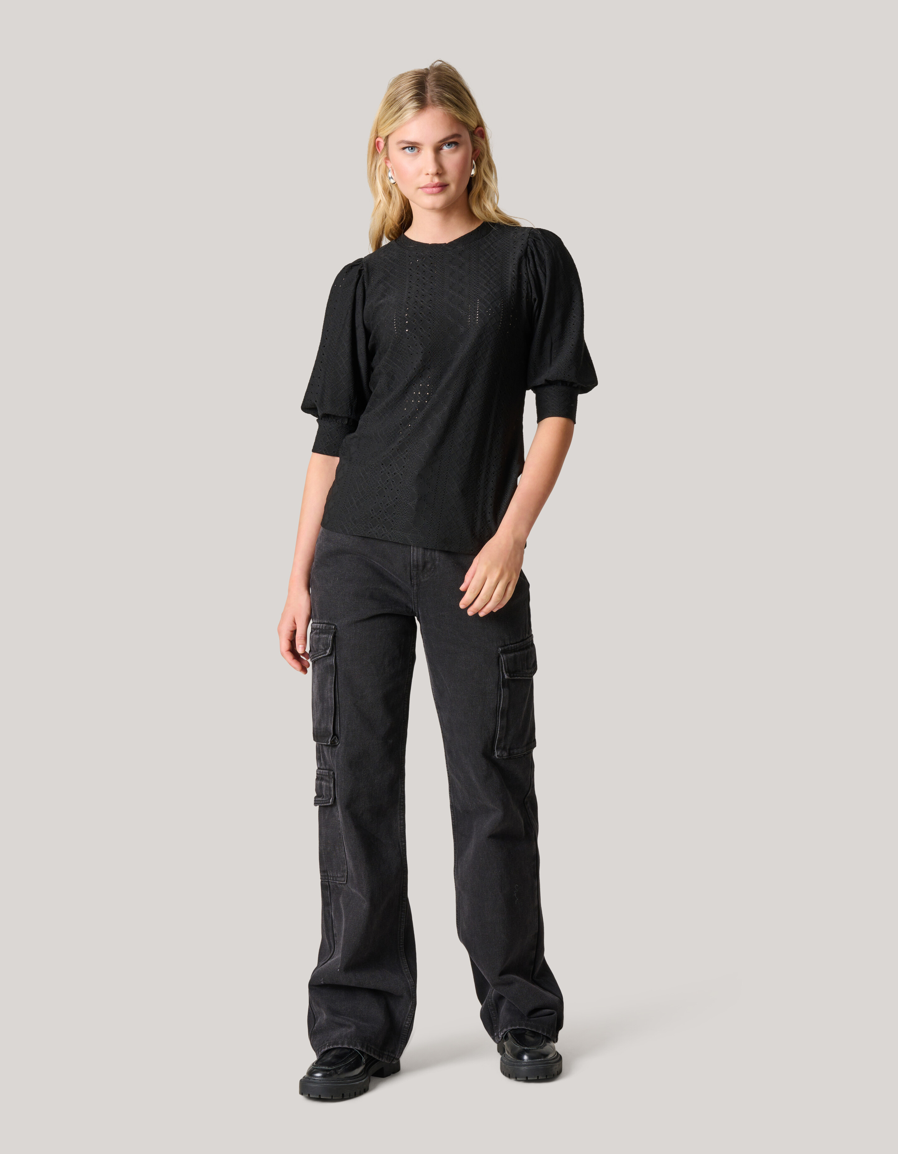 Embroidery Top Zwart SHOEBY WOMEN