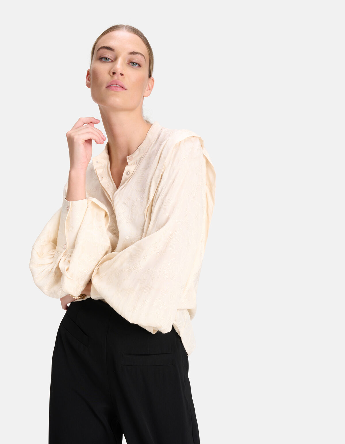 Jacquard Blouse Gebroken Wit By Mieke SHOEBY WOMEN