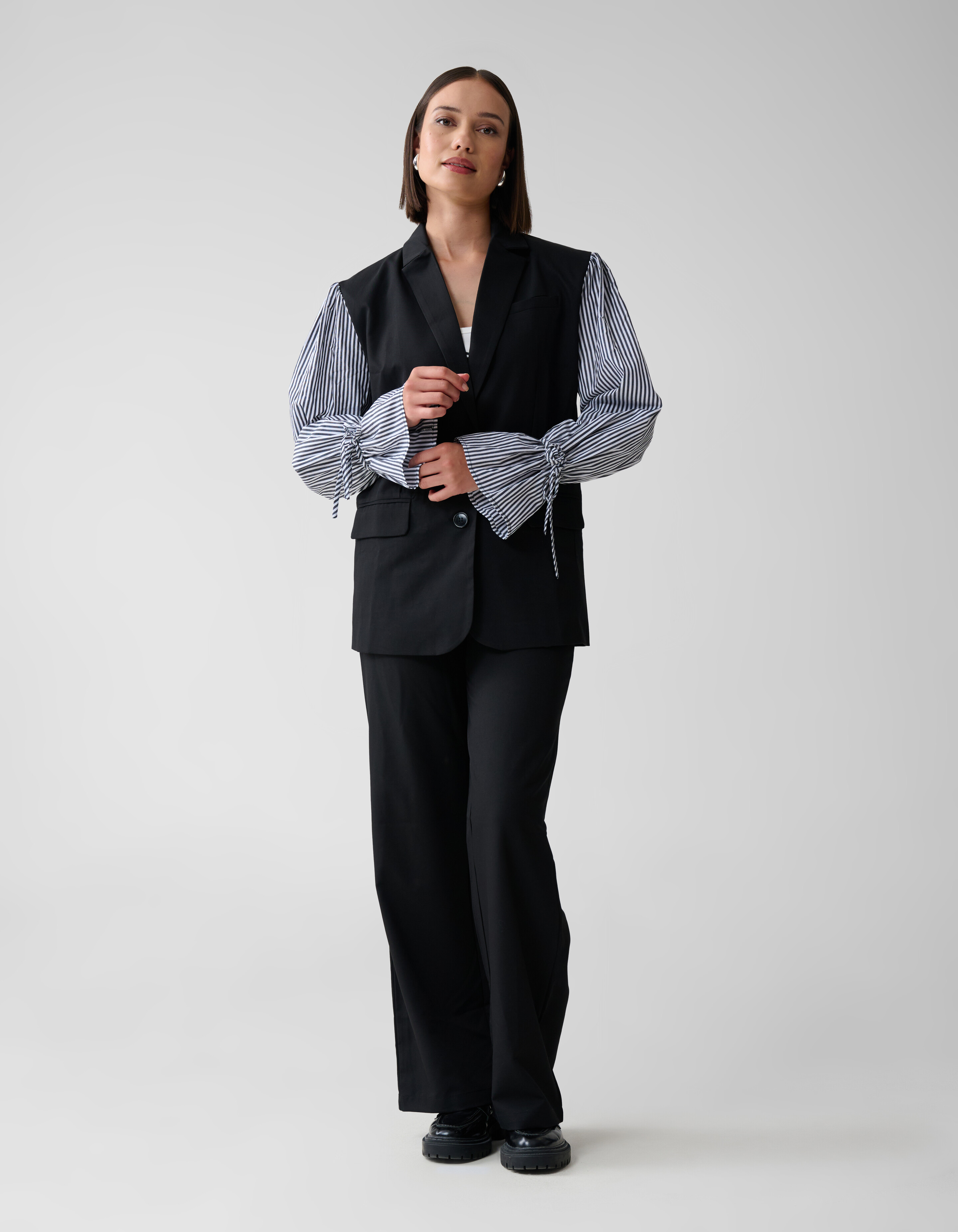 Poplin Sleeve Blazer Zwart SHOEBY WOMEN