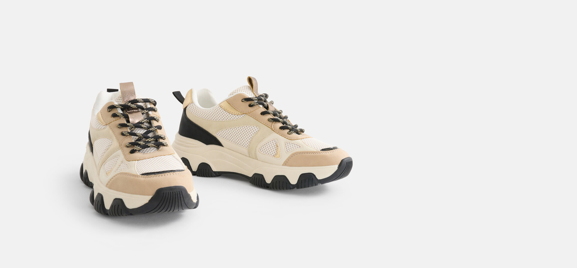 Colorblock Sneaker Beige SHOEBY SHOES