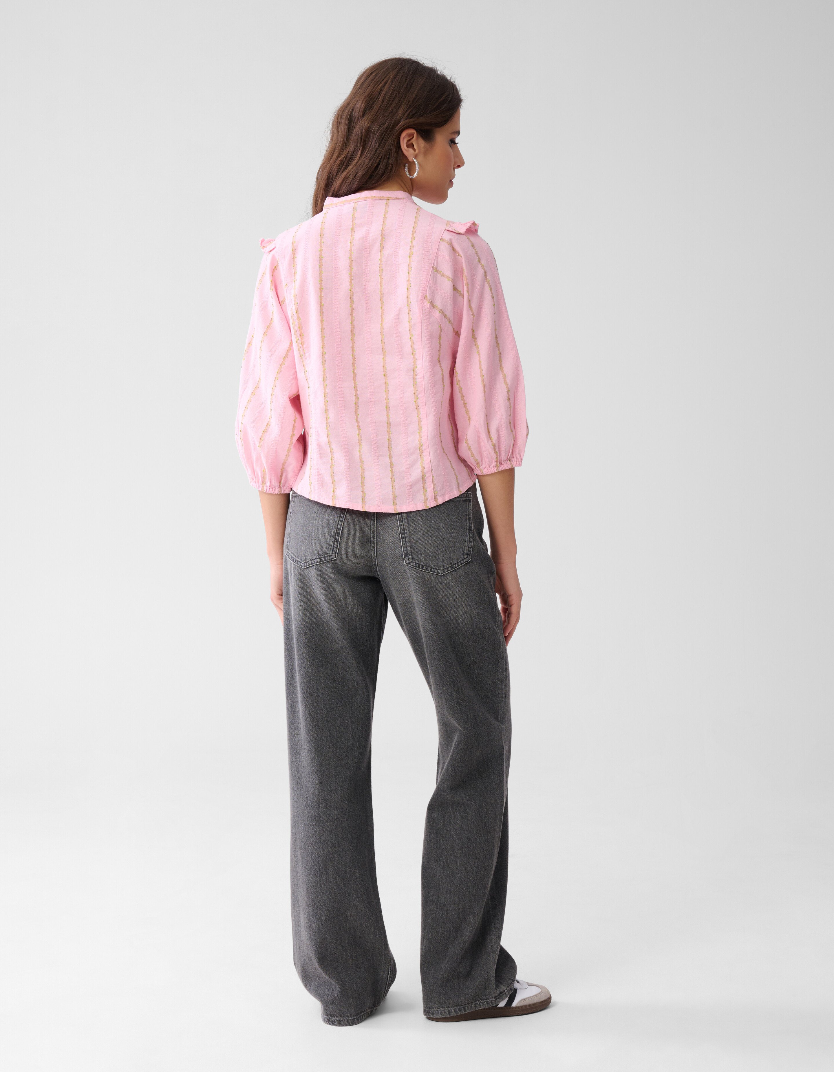 Jacquard Ruffle Blouse Roze SHOEBY WOMEN
