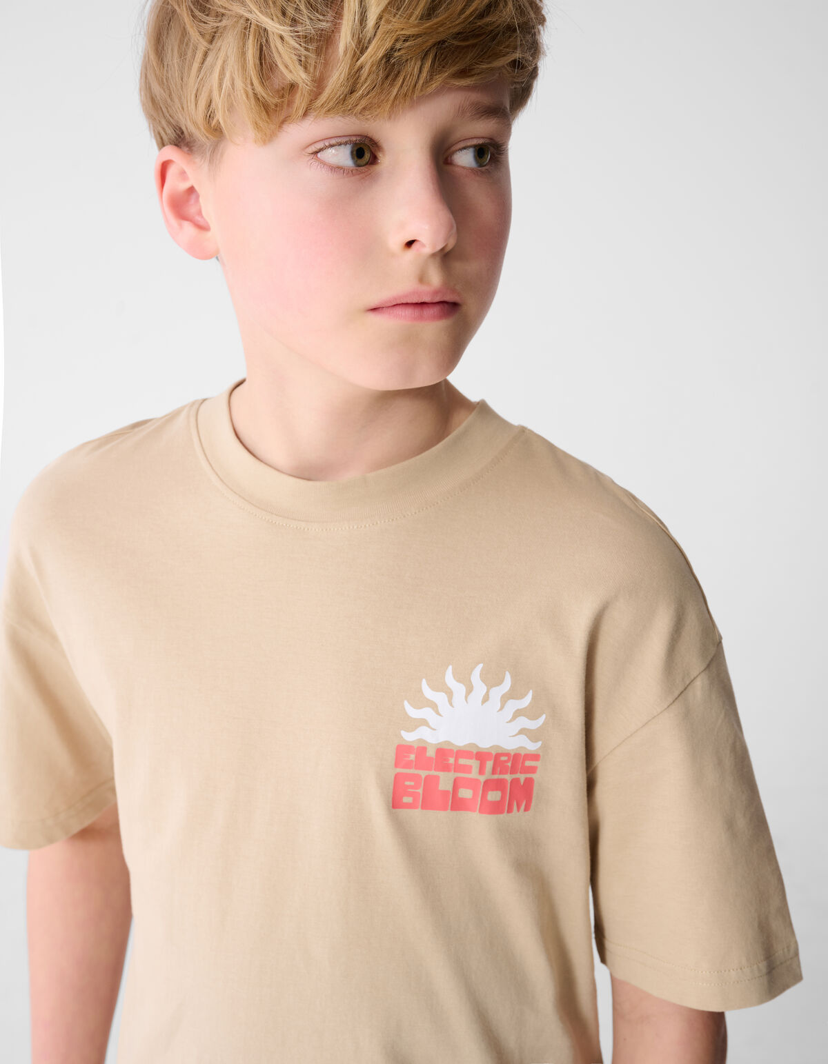 Bloom Artwork T-shirt Zand SHOEBY BOYS