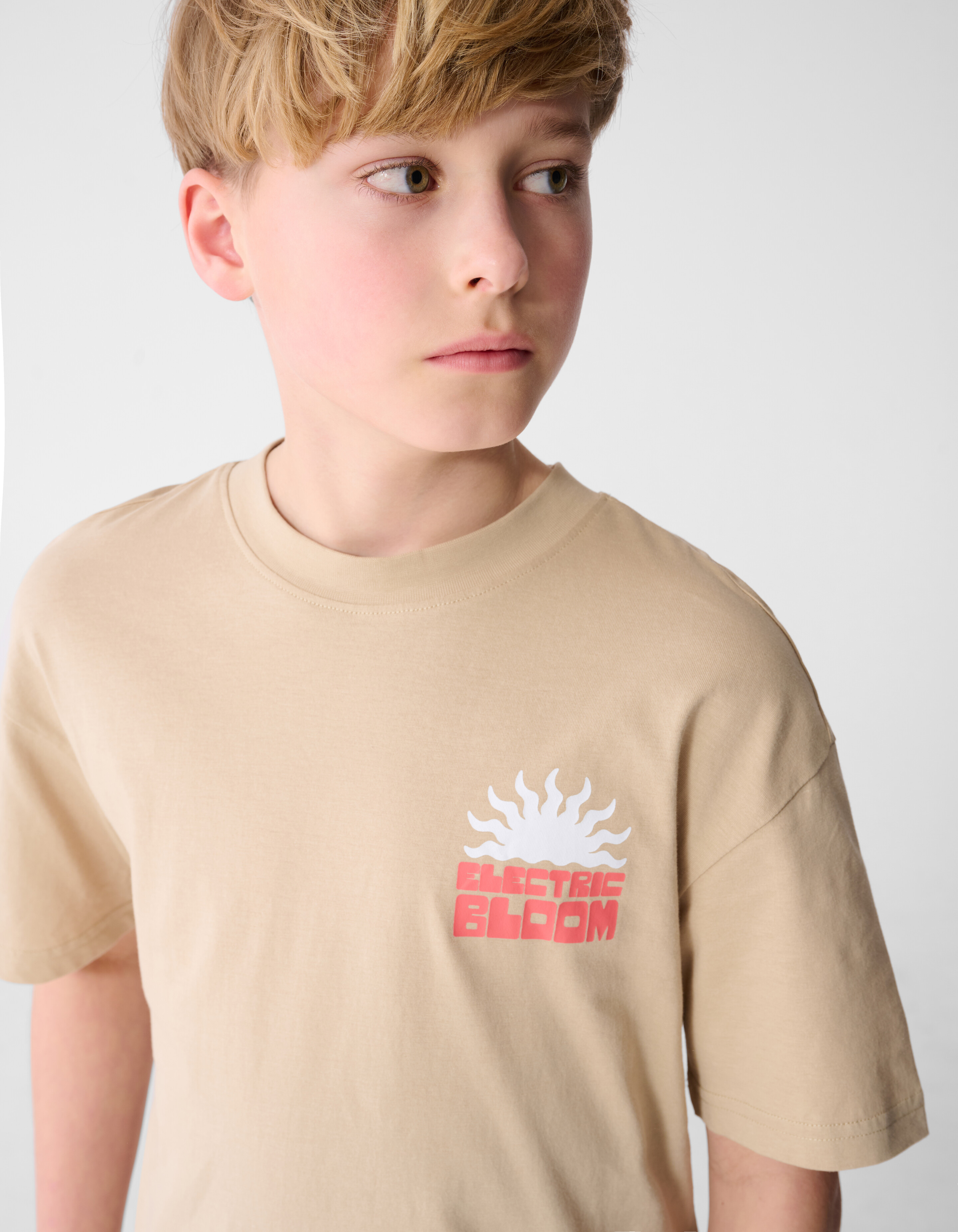 Bloom Artwork T-shirt Zand SHOEBY BOYS