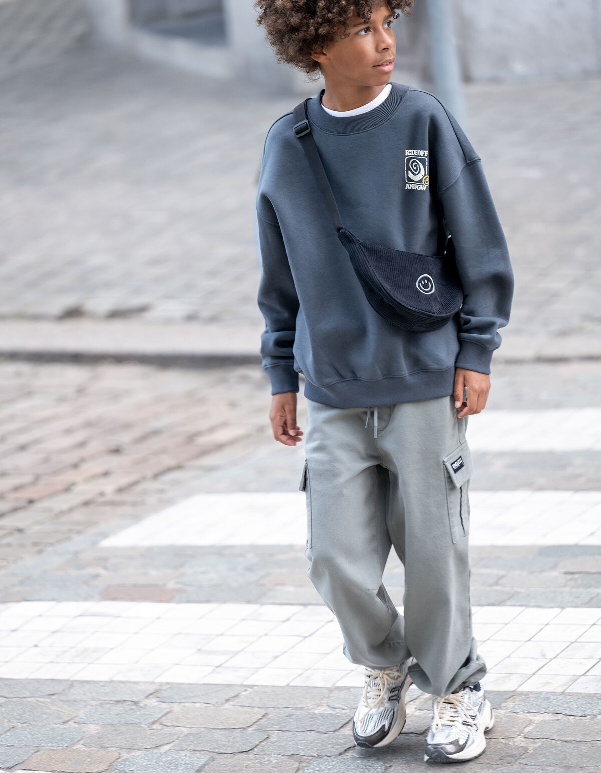 Loose Fit Jog Cargo Broek Khaki SHOEBY BOYS