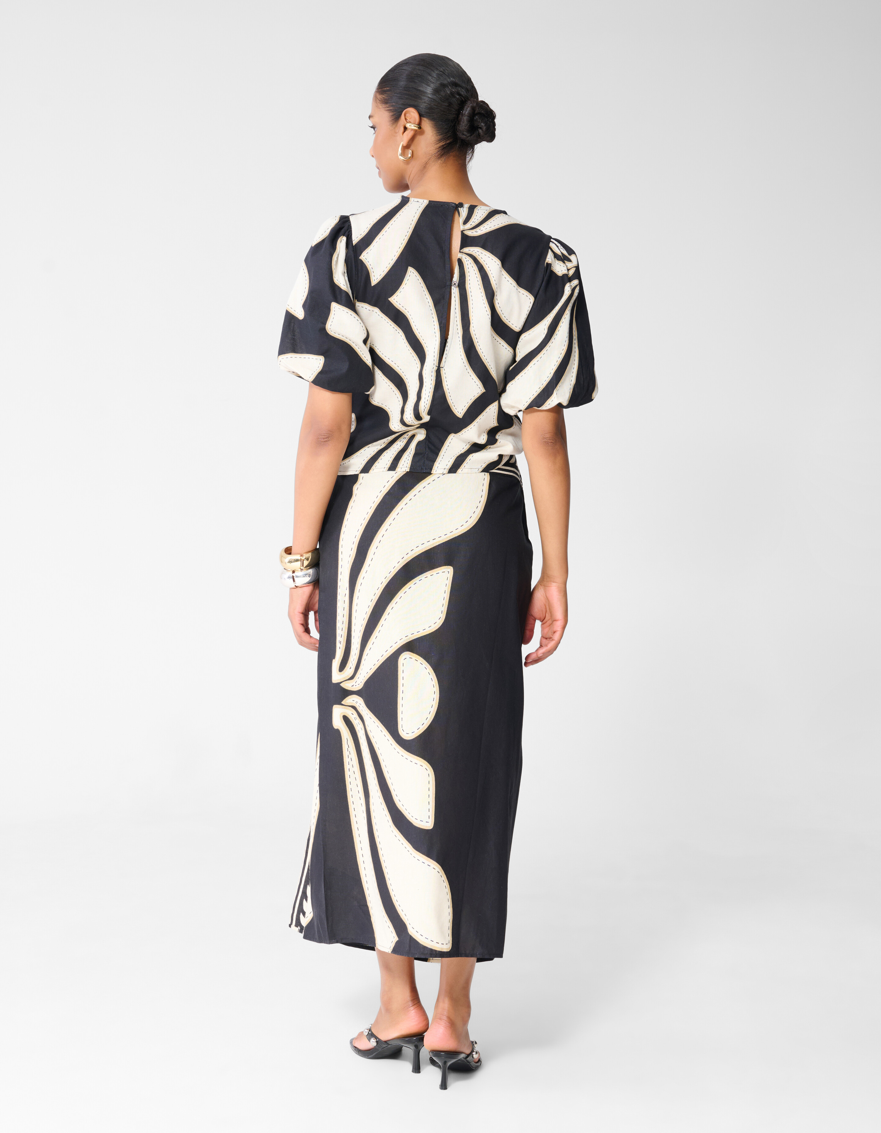 Printed Puff Top Zwart SHOEBY WOMEN