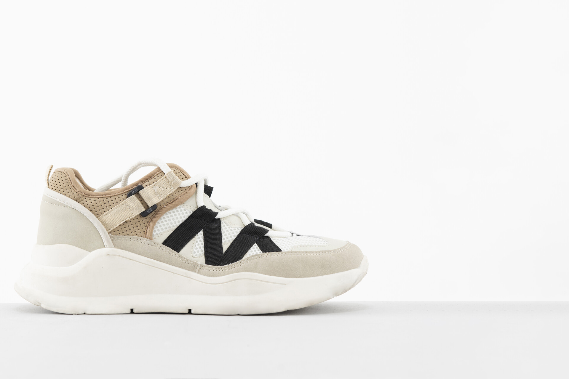 Gina Sneakers