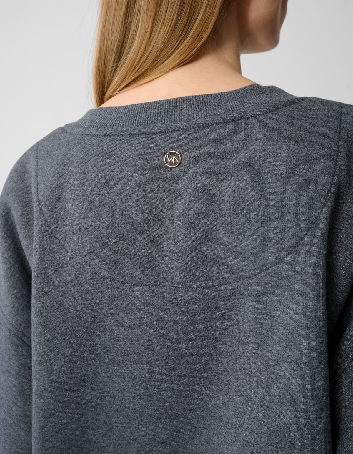Oversized V-hals Sweater Donkergrijs By Lonneke SHOEBY WOMEN