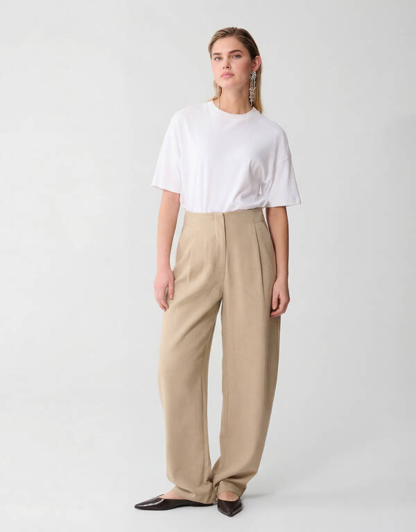 Pleated Barrel Fit Broek Zand SHOEBY WOMEN
