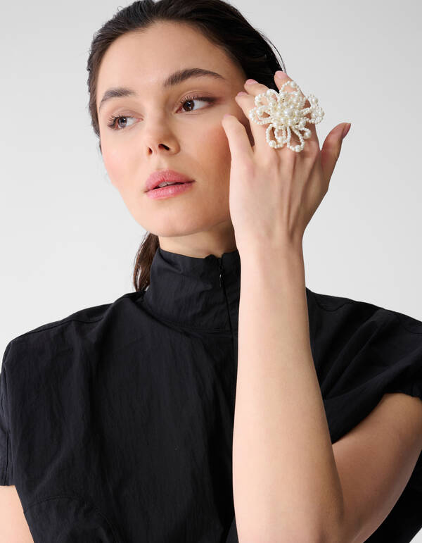 Statement Parel Flower Ring Gebroken Wit SHOEBY ACCESSOIRES