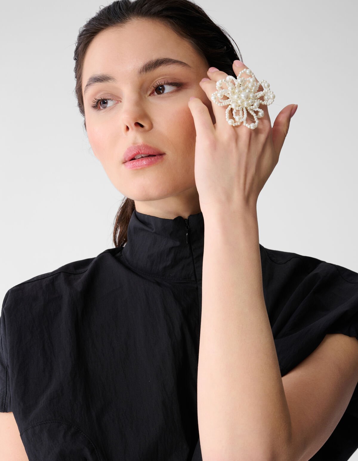 Statement Parel Flower Ring Gebroken Wit SHOEBY ACCESSOIRES