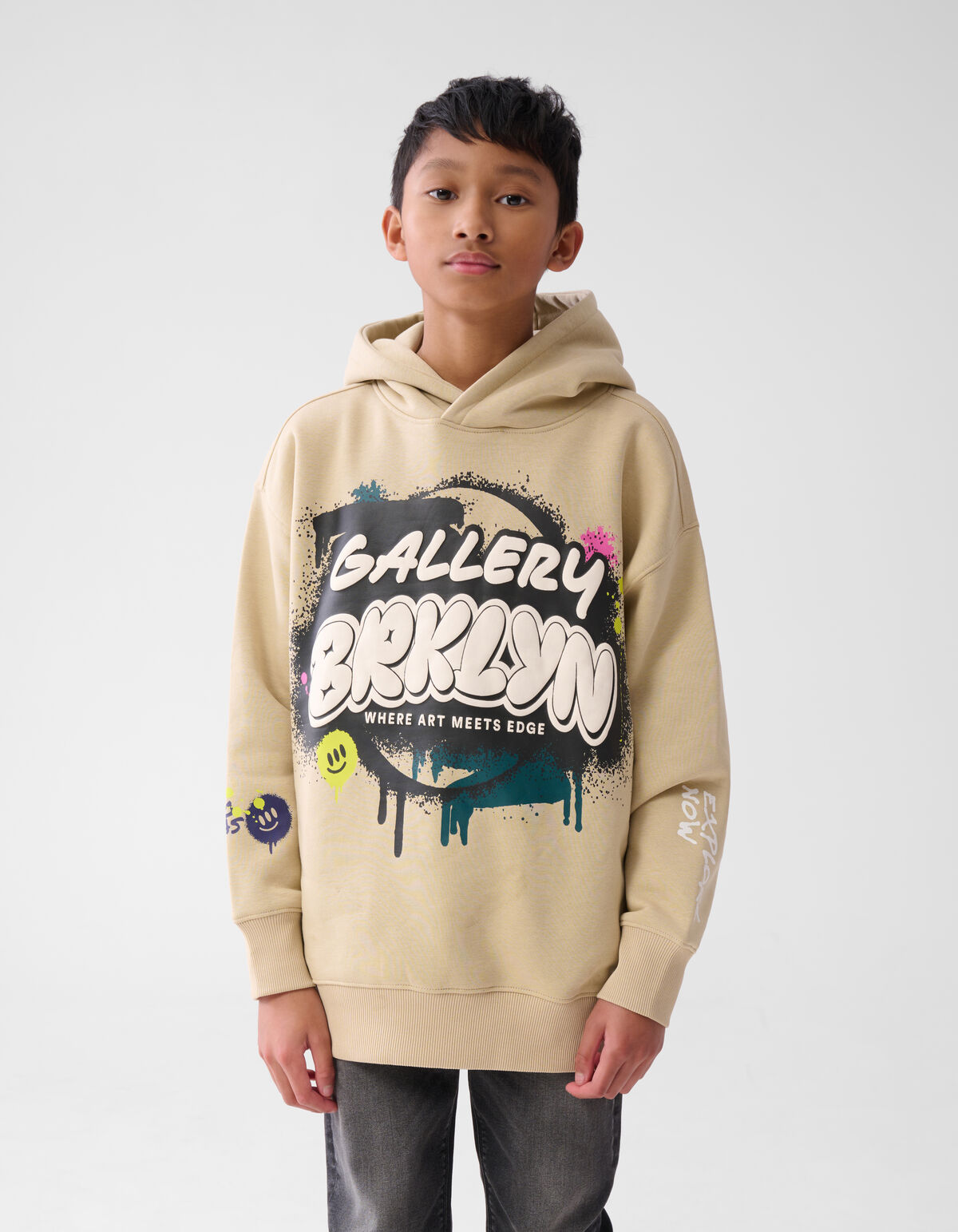 Artwork Hoodie Zand SHOEBY BOYS