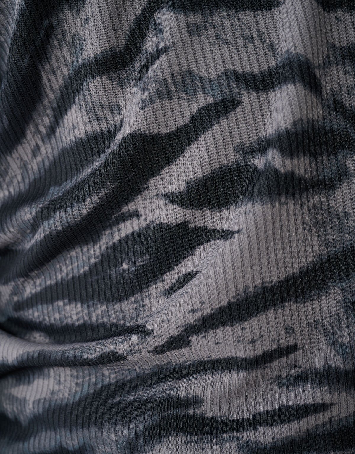 Tijgerprint Rib Jersey Top Donkergrijs SHOEBY WOMEN