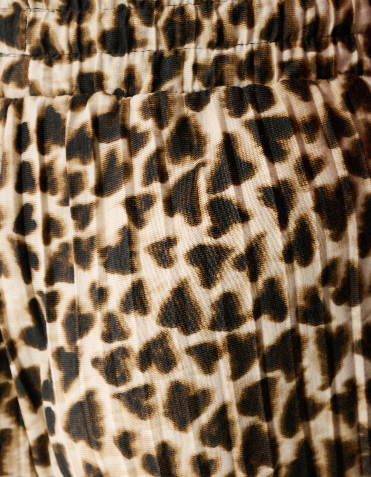 Leopard Pliss&eacute; Wide Leg Broek Lichtbruin SHOEBY GIRLS