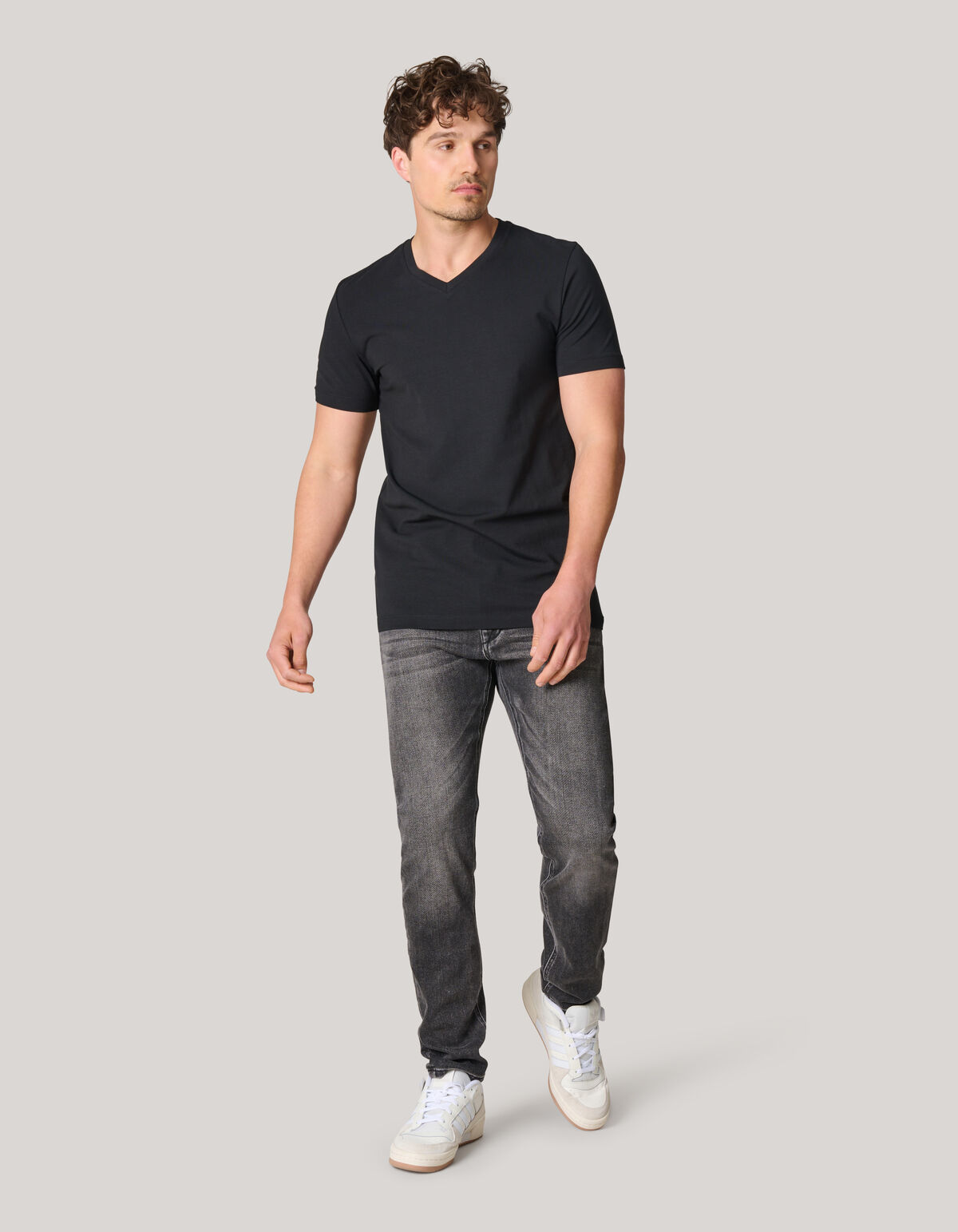 Basis V-hals T-shirt Zwart Refill