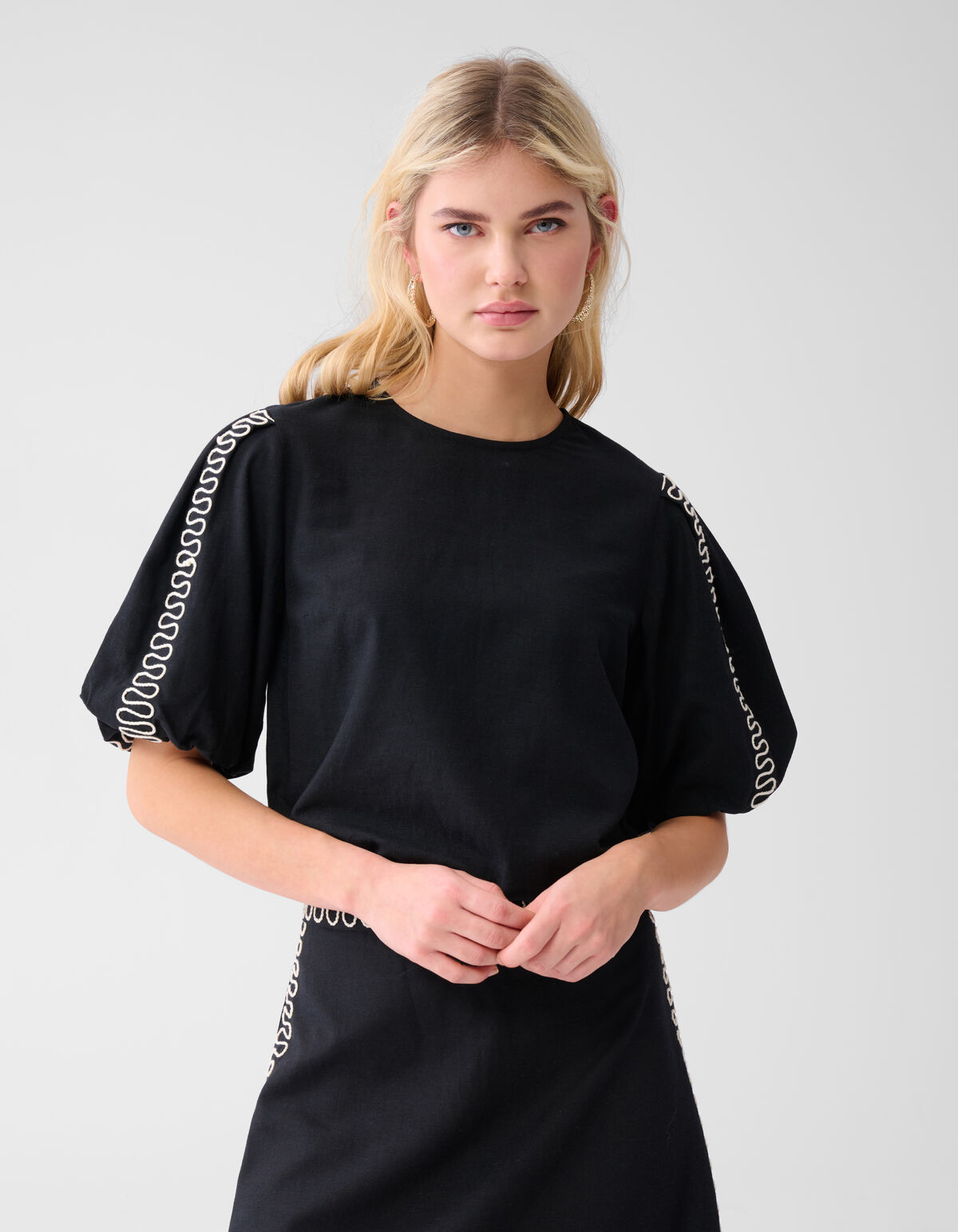 Embroidery Cropped Top Zwart SHOEBY WOMEN