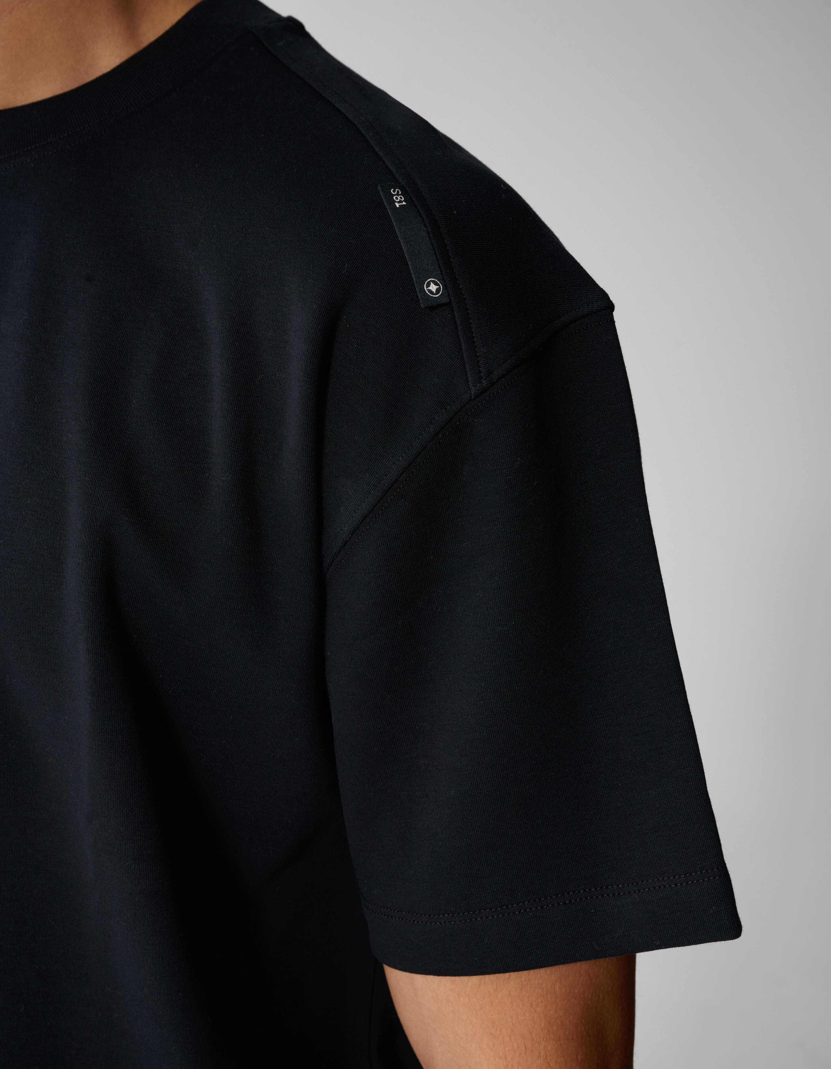 Basis Label T-Shirt Zwart SHOEBY MEN