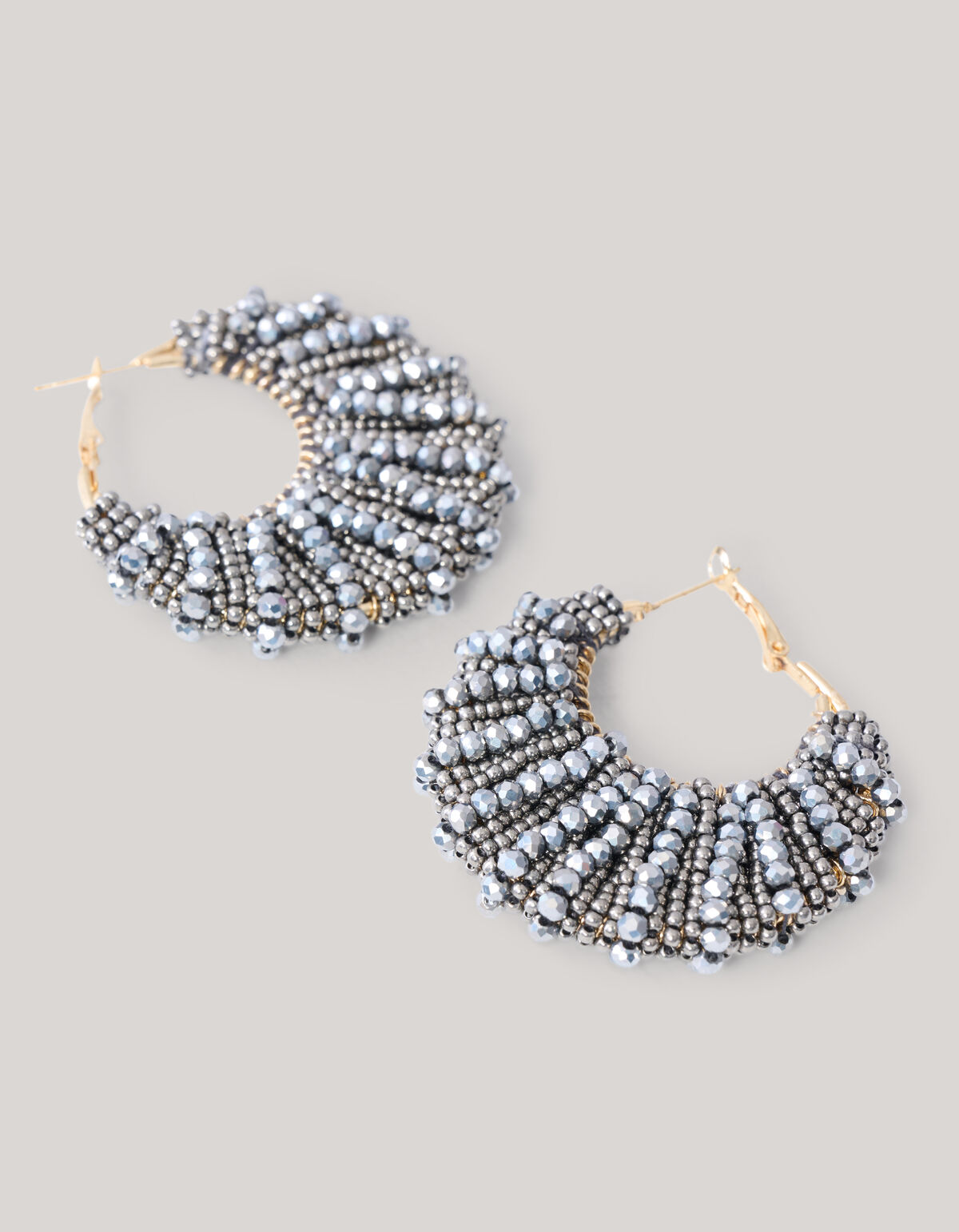 Bulky Beaded Oorbellen Donkergrijs SHOEBY ACCESSOIRES