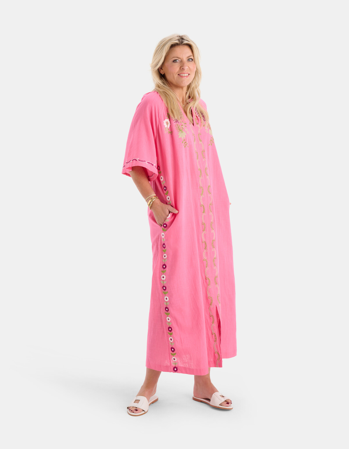 Embroidery Jurk By Lonneke EKSEPT