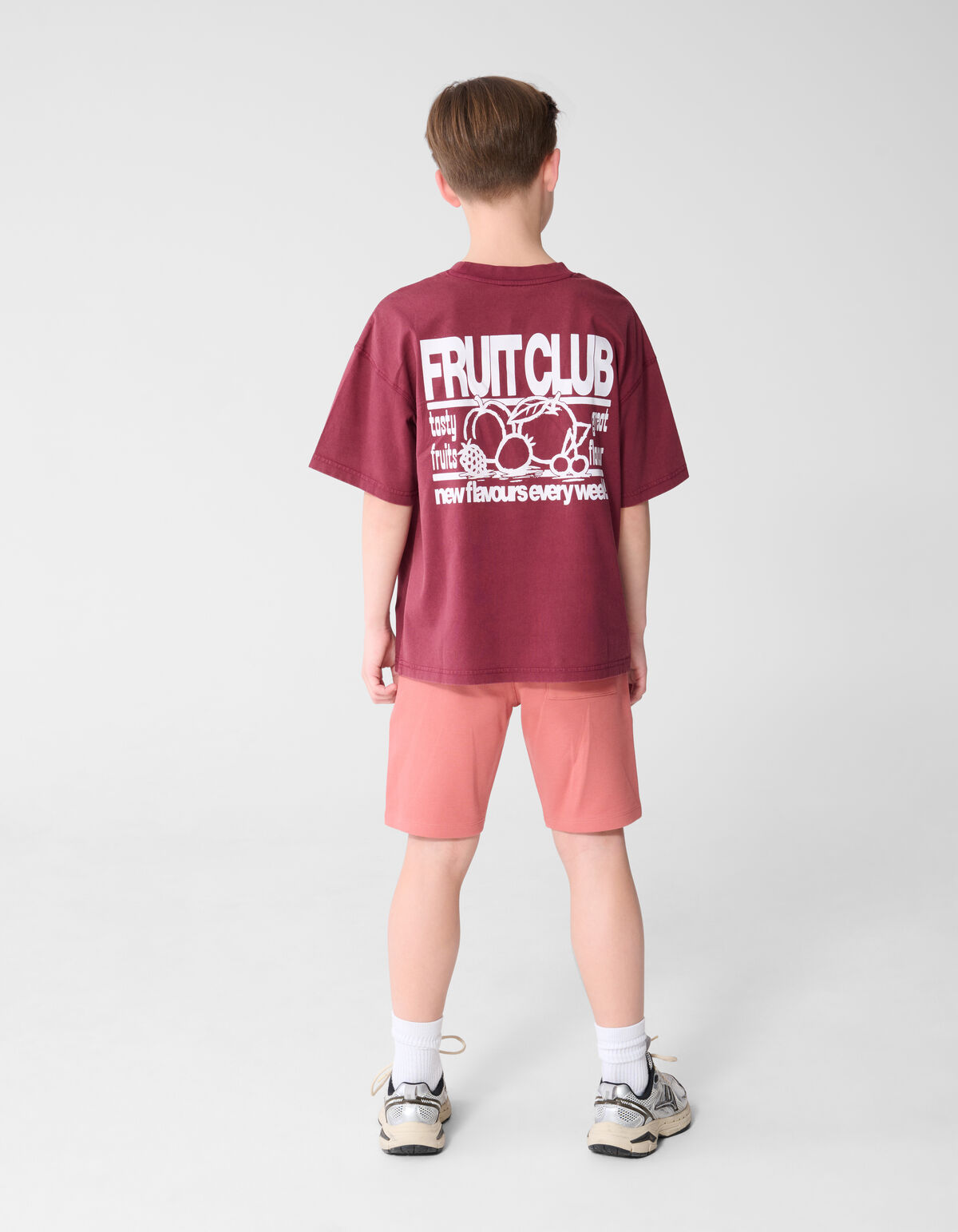 Fruit Club Artwork T-shirt Donkerrood SHOEBY BOYS