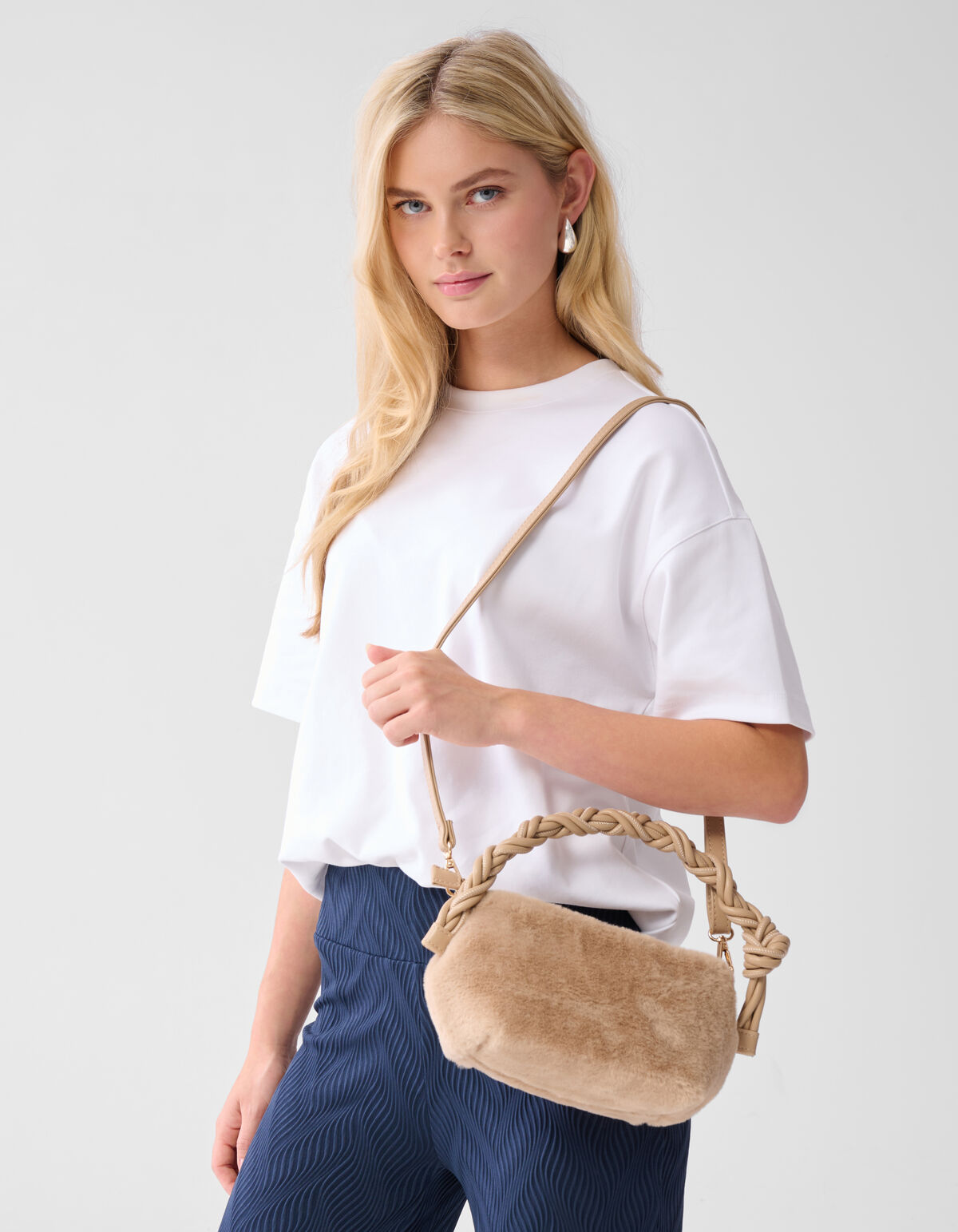 Fluffy Tas Zand SHOEBY ACCESSOIRES