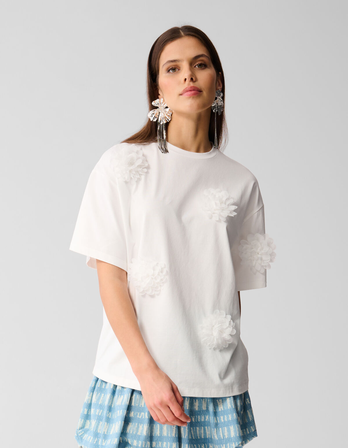 Oversized Flower T-shirt Wit By Lizzy SHOEBY WOMEN