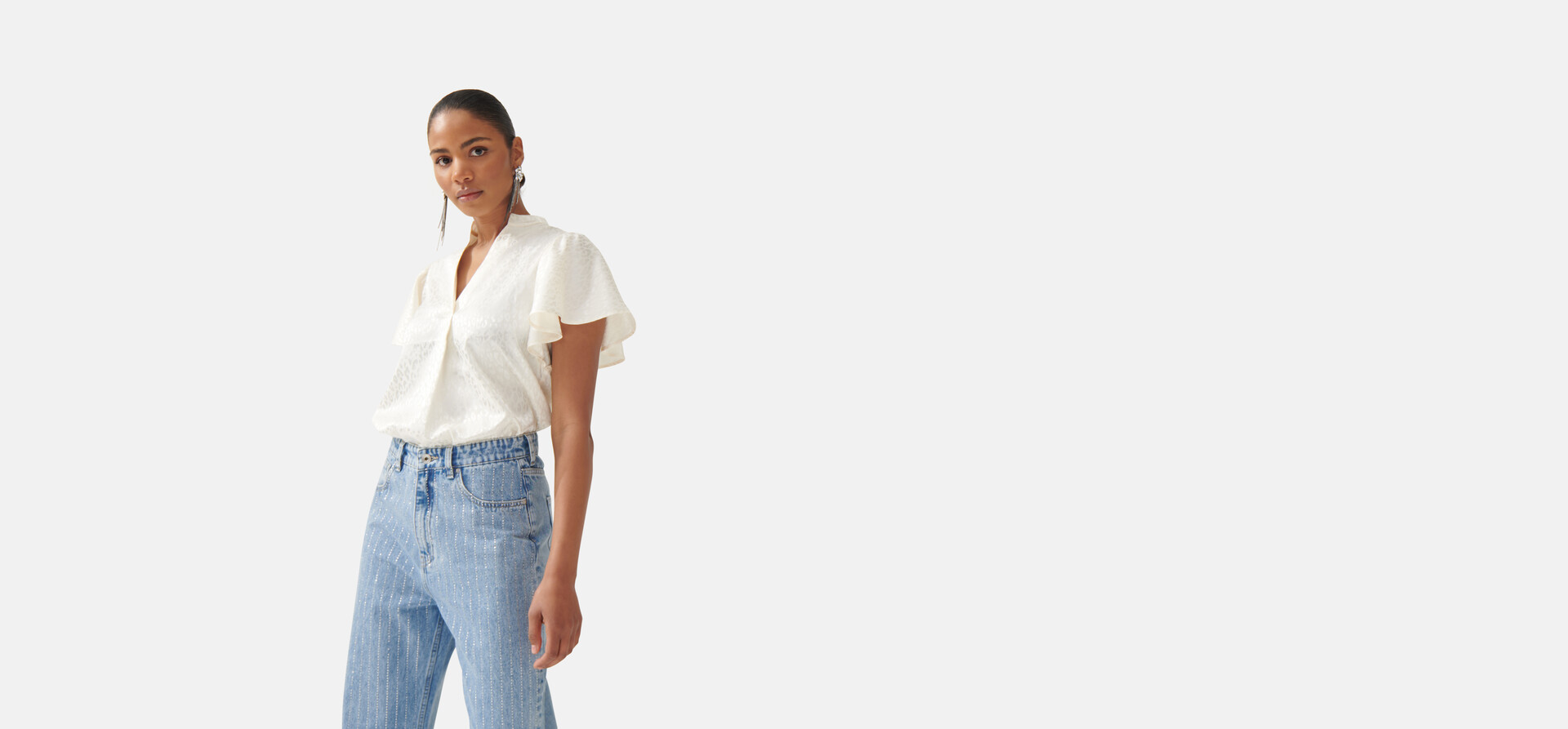Jacquard Ruffle Blouse Gebroken Wit By Fred SHOEBY WOMEN