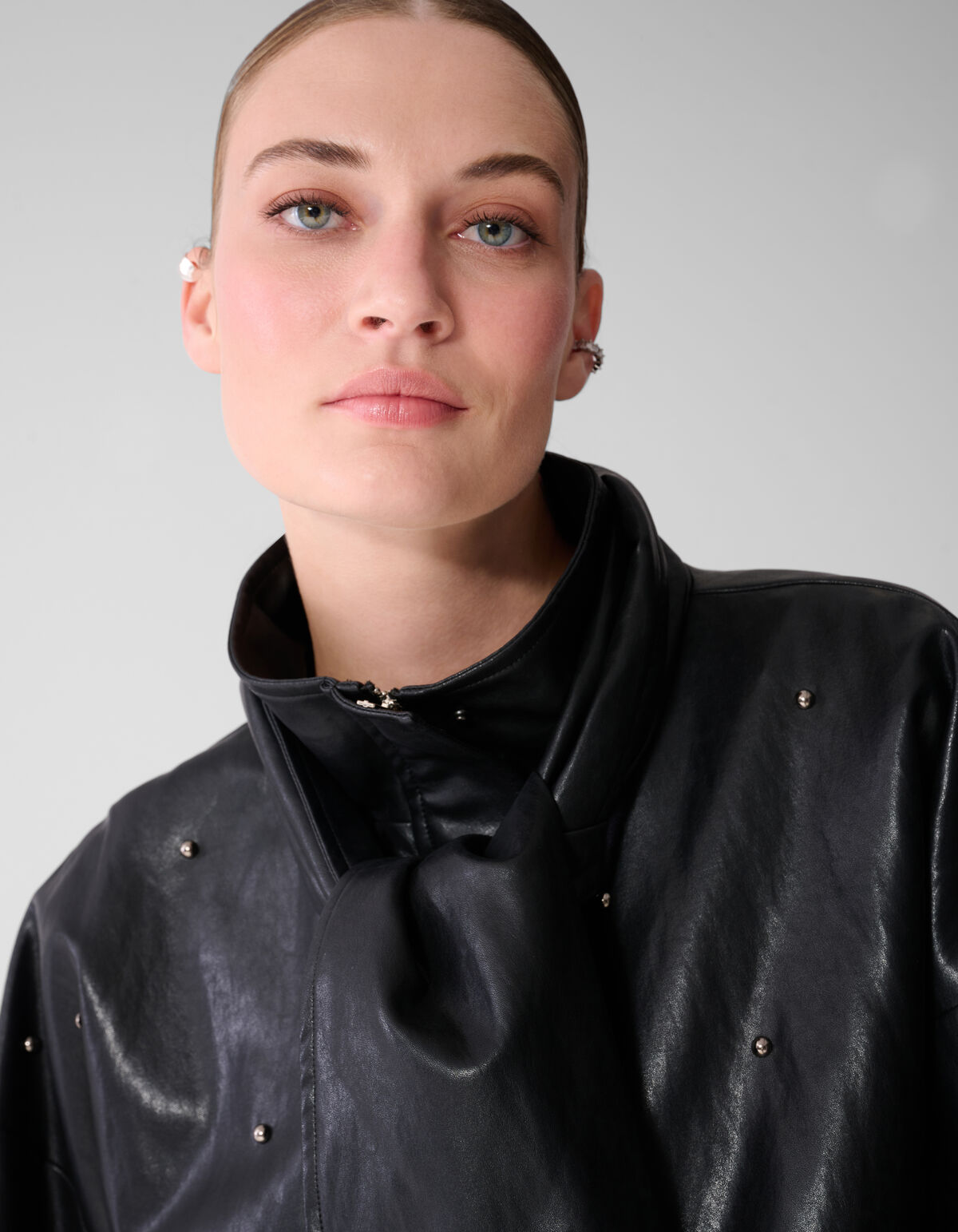 Studded Vegan Leren Bomber Jack Zwart By Mieke SHOEBY WOMEN