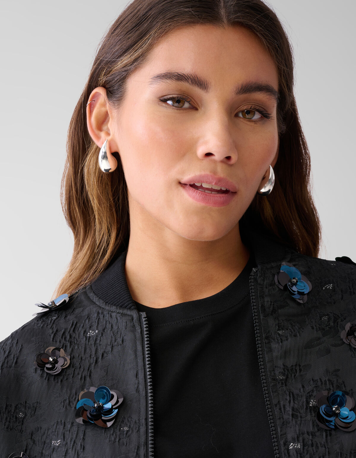 Flower Embellished Bomber Zwart SHOEBY WOMEN