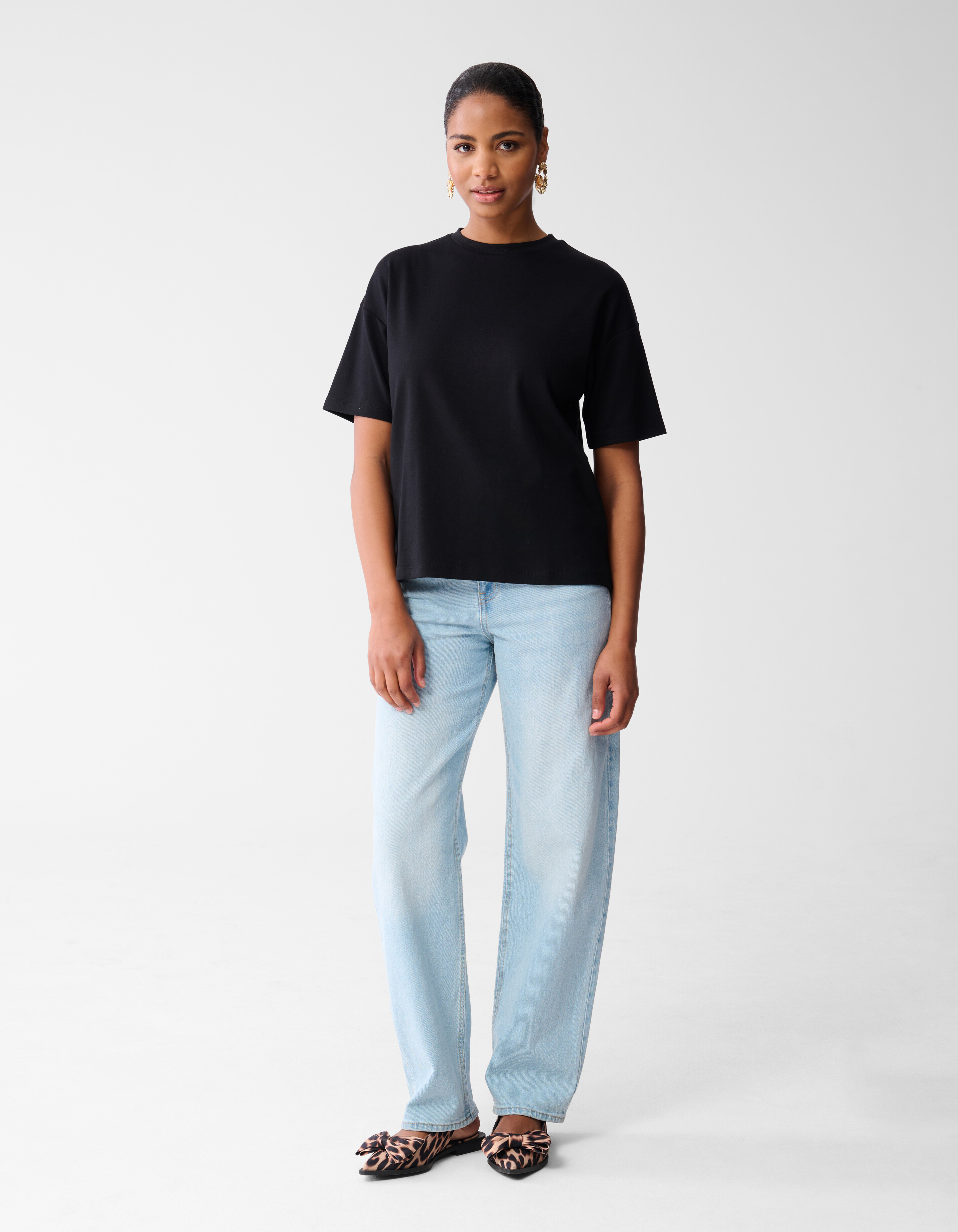 Oversized Basis T-shirt Zwart SHOEBY WOMEN