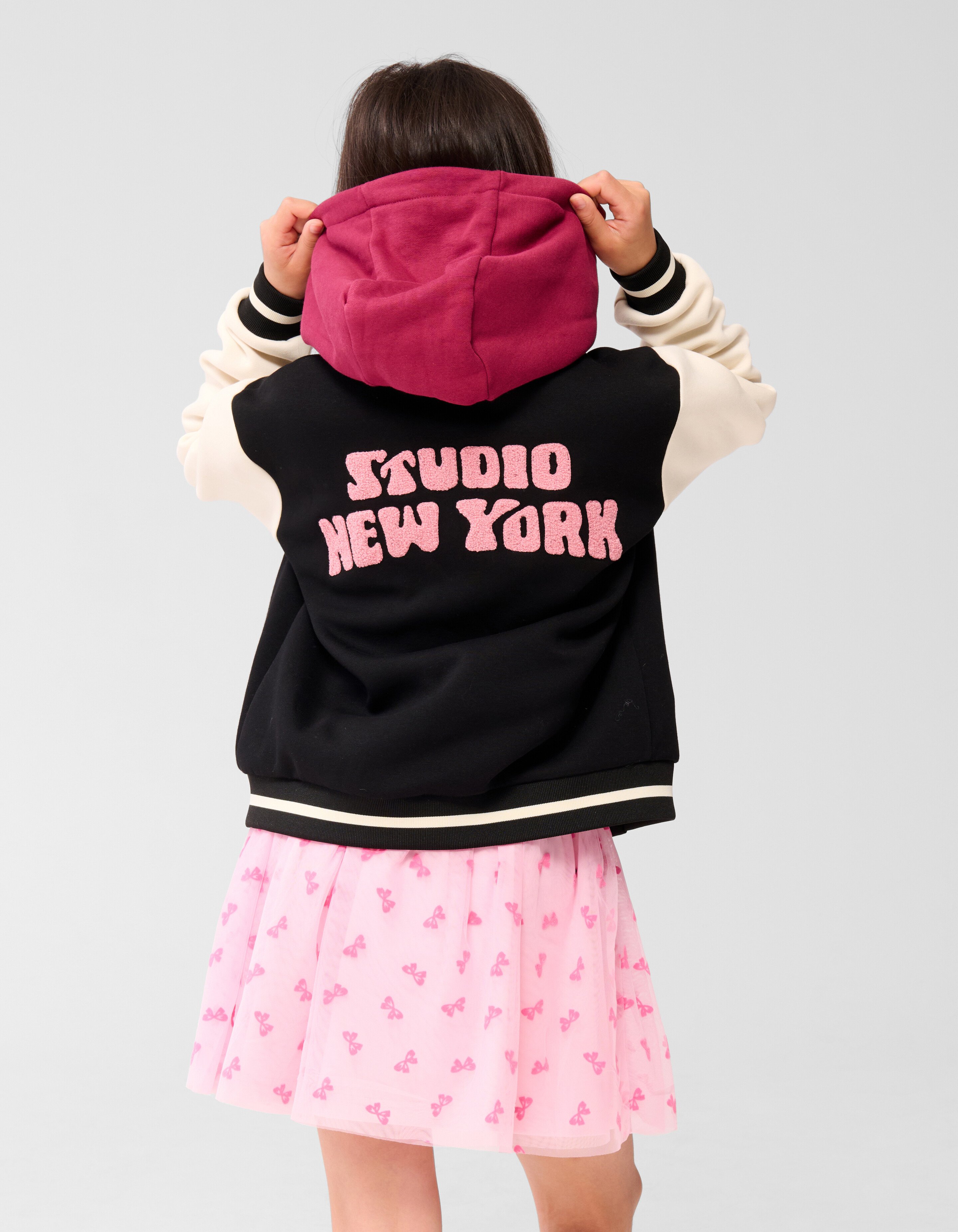 Varsity Jack Zwart SHOEBY GIRLS