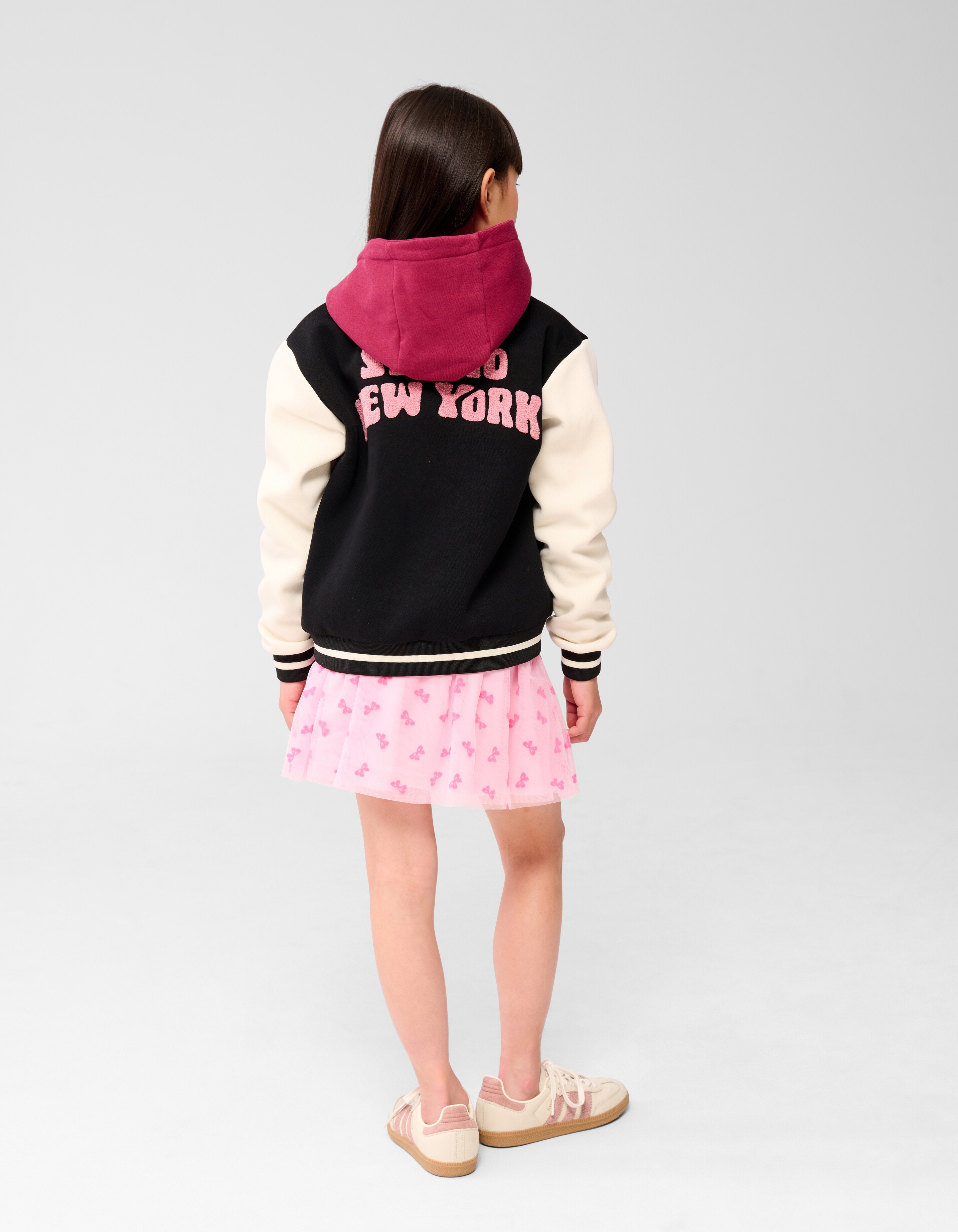Varsity Jack Zwart SHOEBY GIRLS