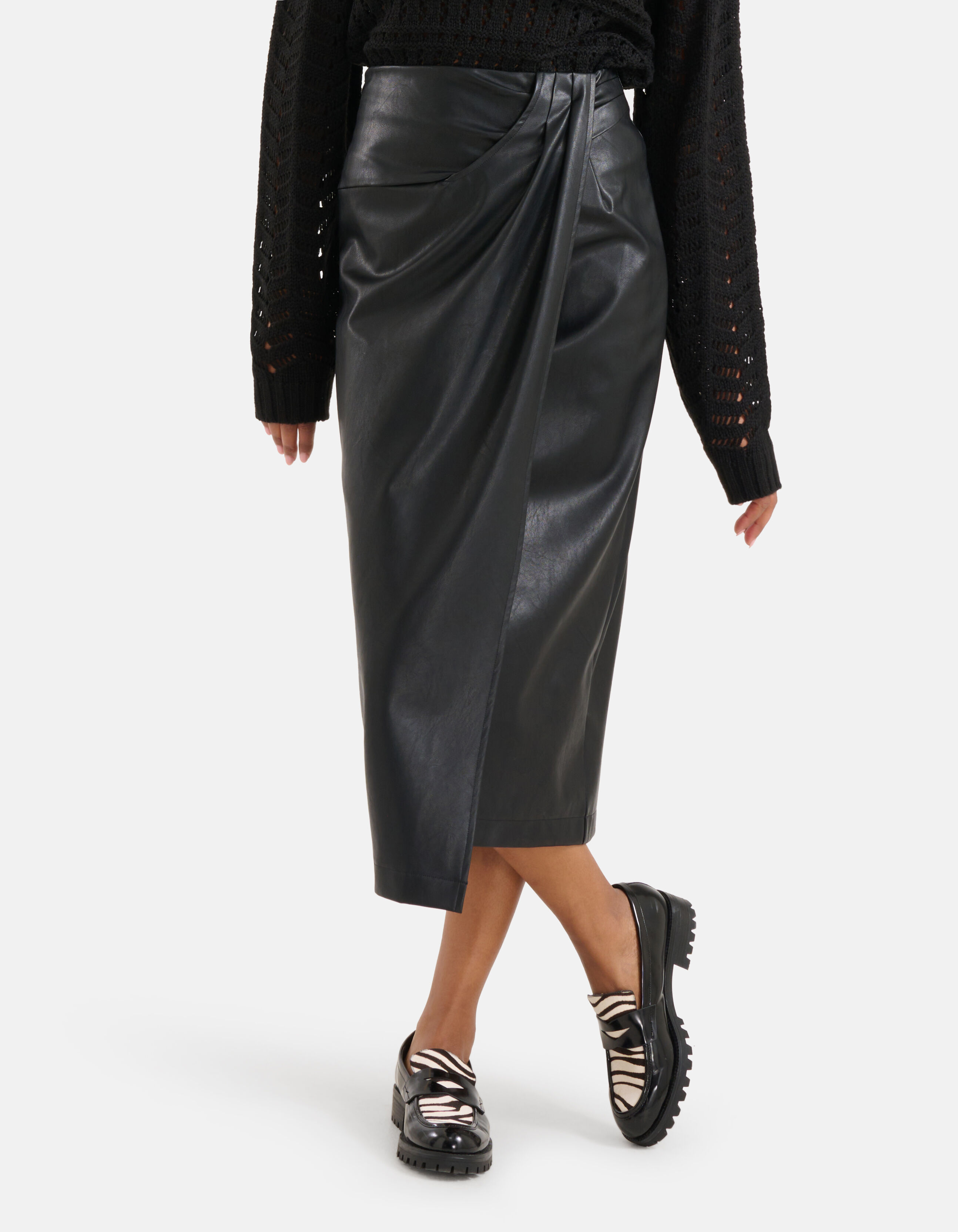 Vegan Leren Midi Rok Zwart Shoeby